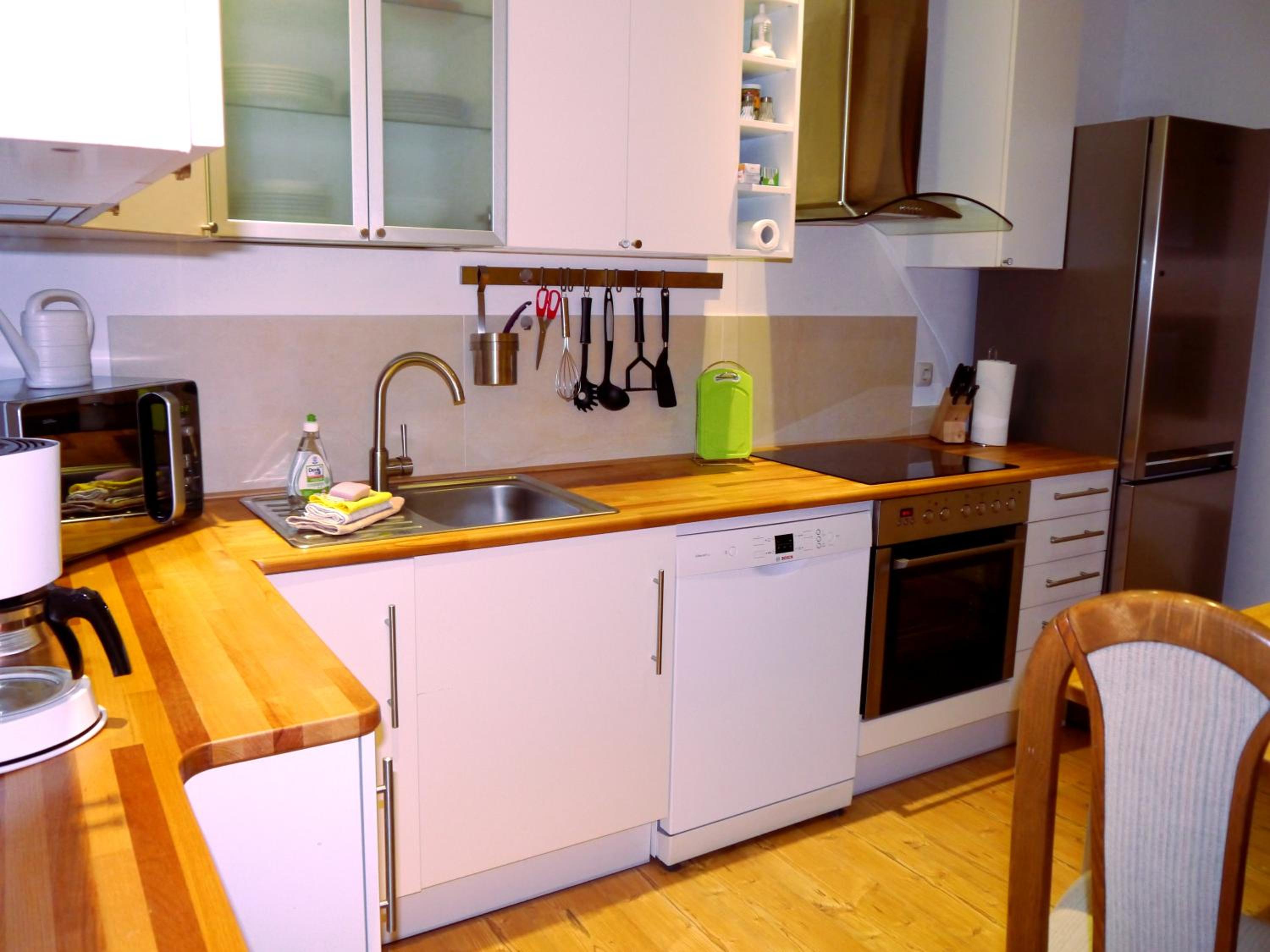 Two-Bedroom Apartment - Photo 13