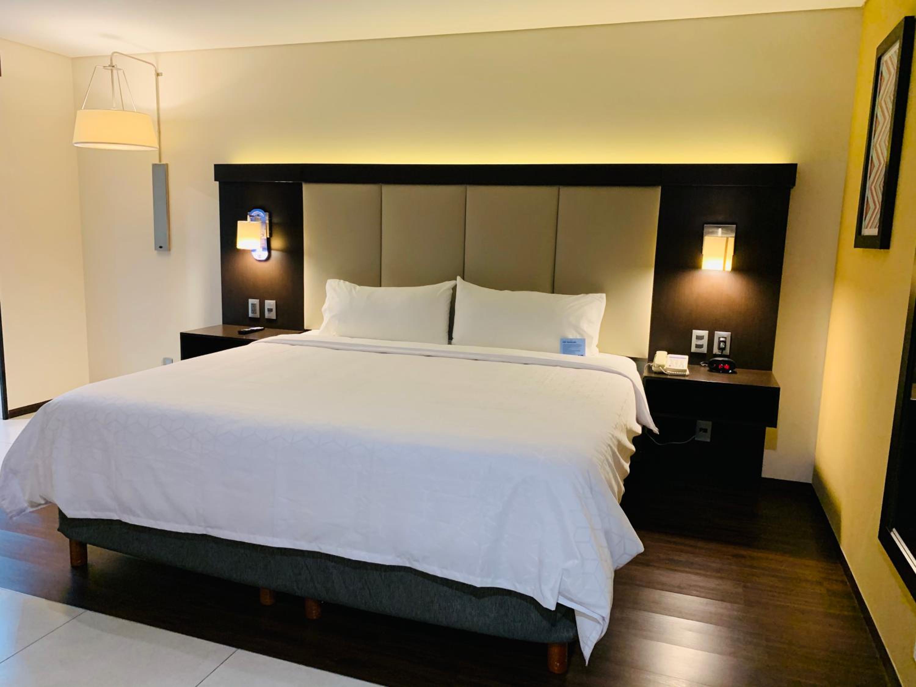 Available room