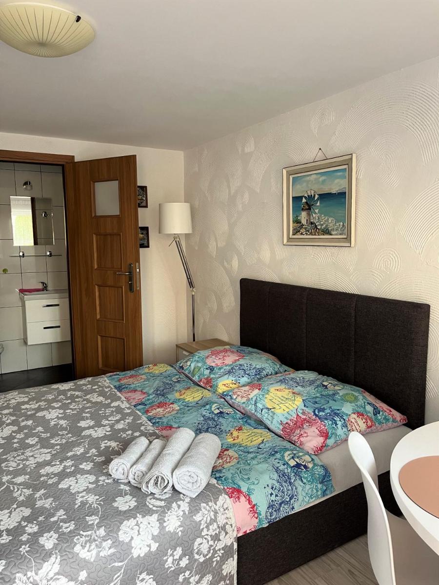 Double Room with Extra Bed photo 1