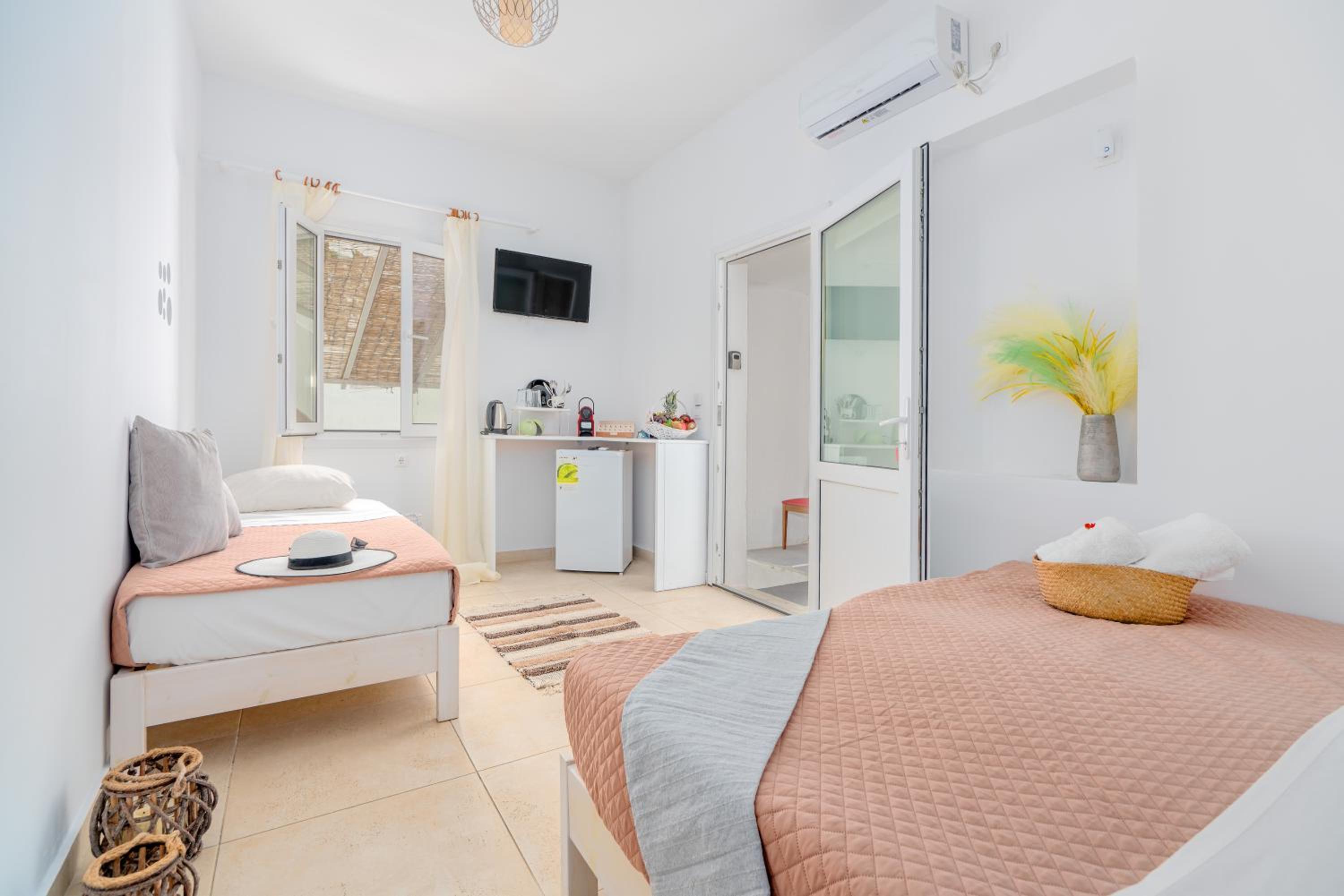 Comfort Triple Room