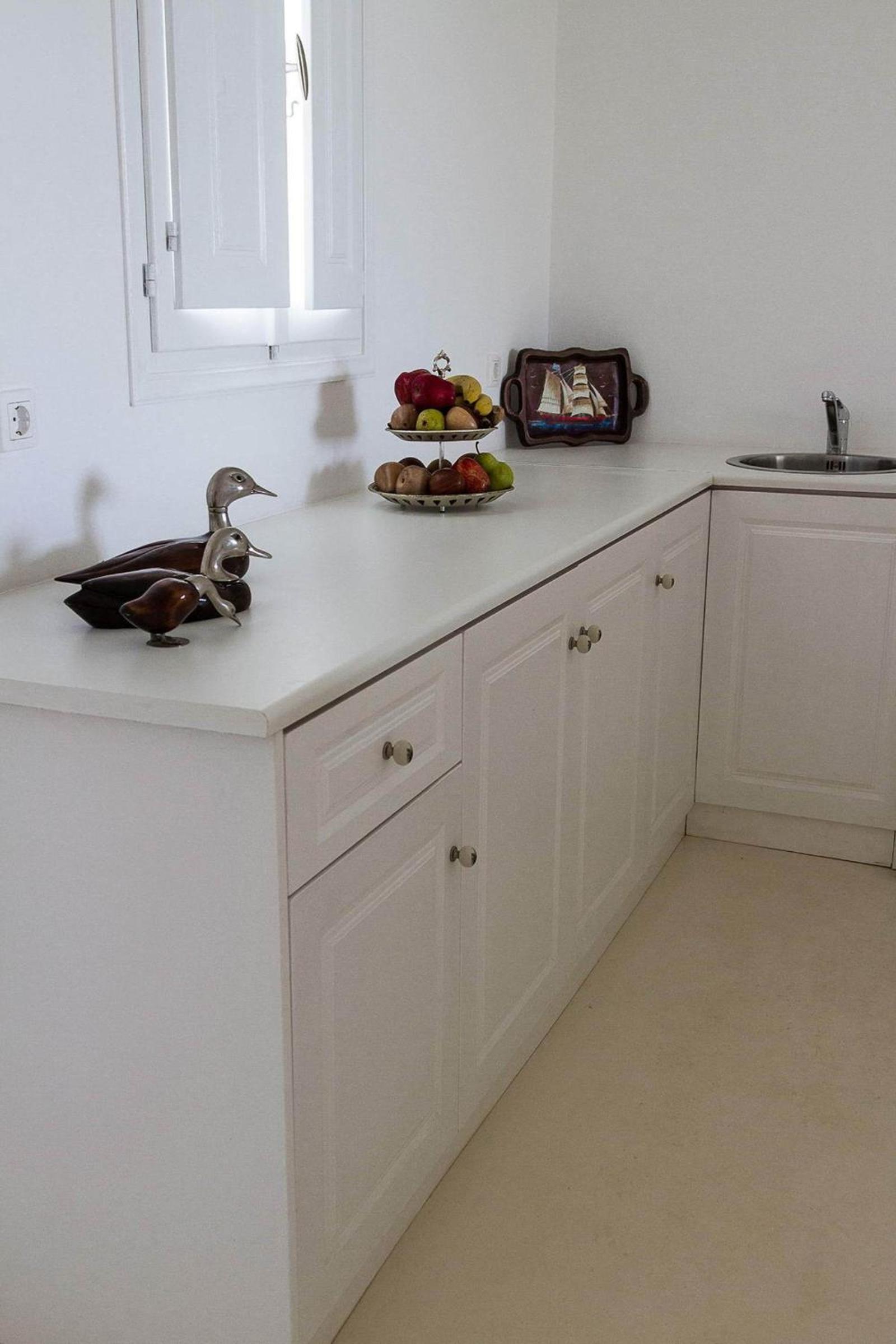 White Suite Panoramic View - Photo 10