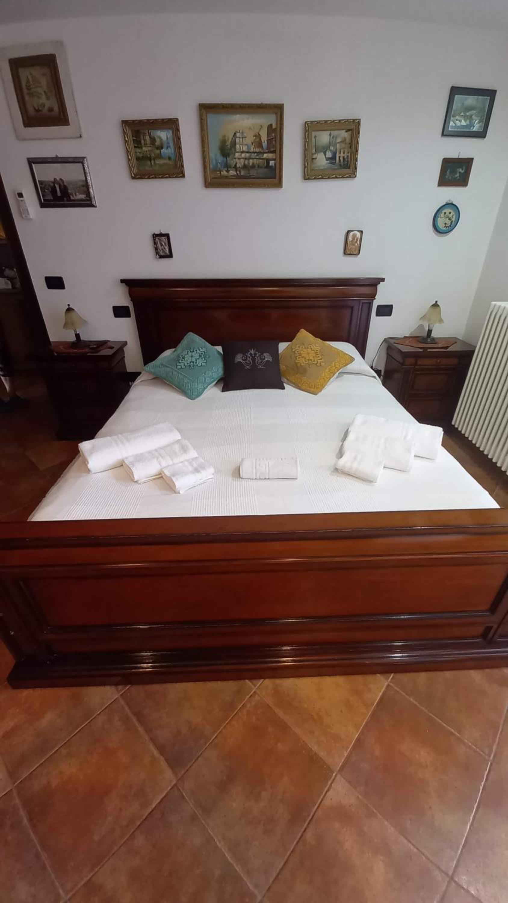 King Room with Balcony photo 1