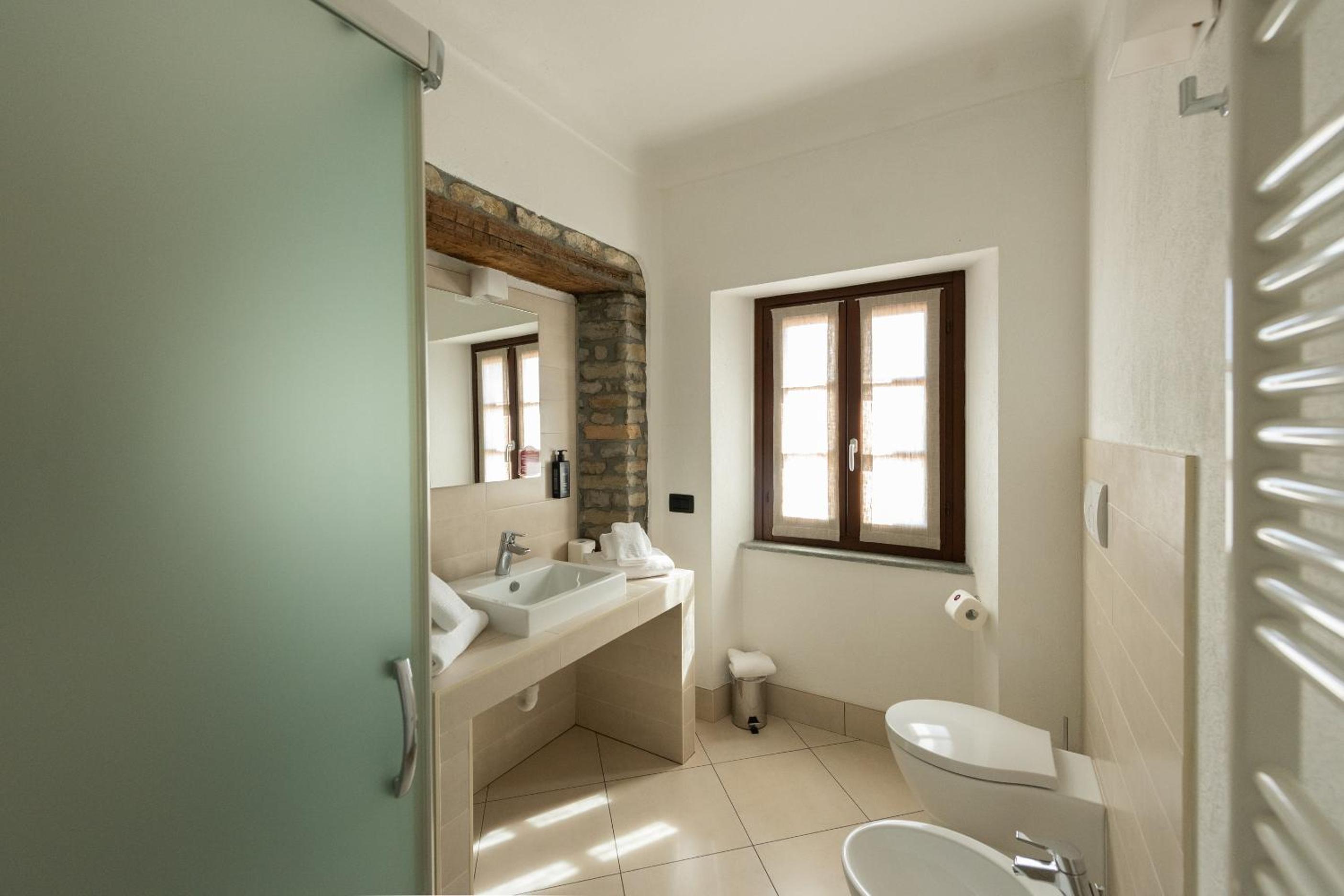 Superior Double Room - Photo 2