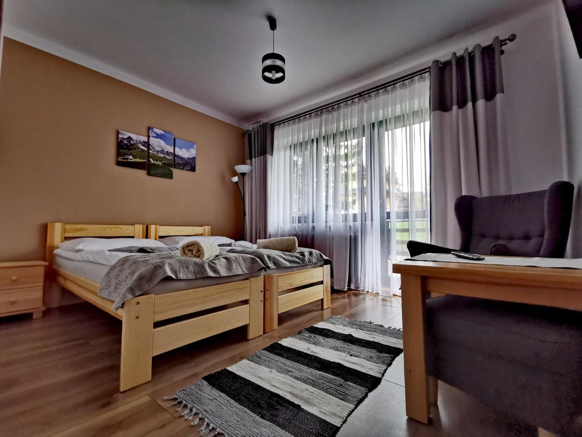 Double Room with Balcony - Photo 1