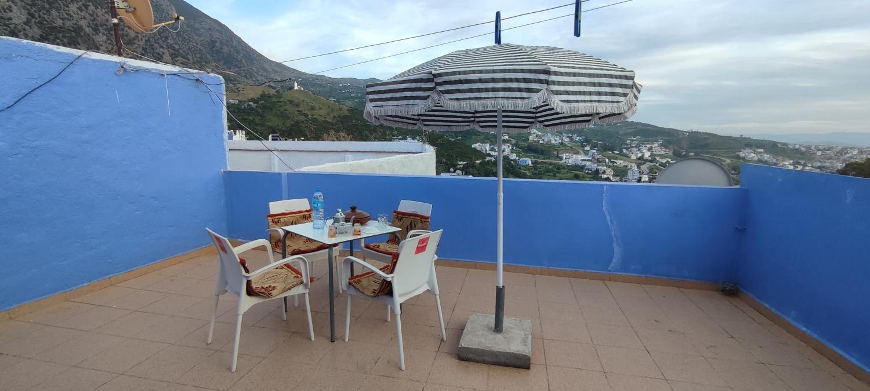 Double Room with Balcony (2 Adults + 1 Child) - Photo 24