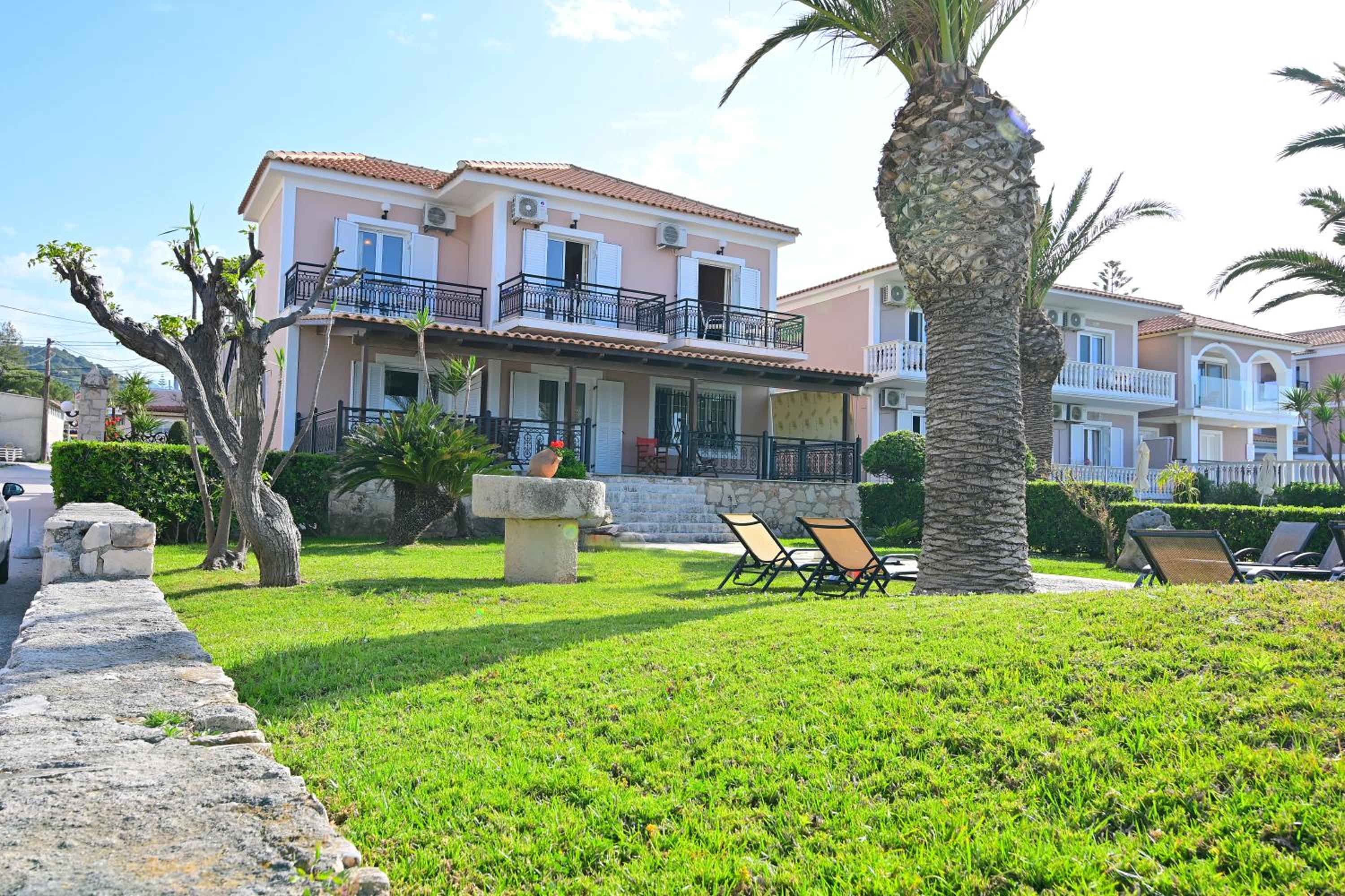 Standard Double or Twin Room with Sea View photo 3