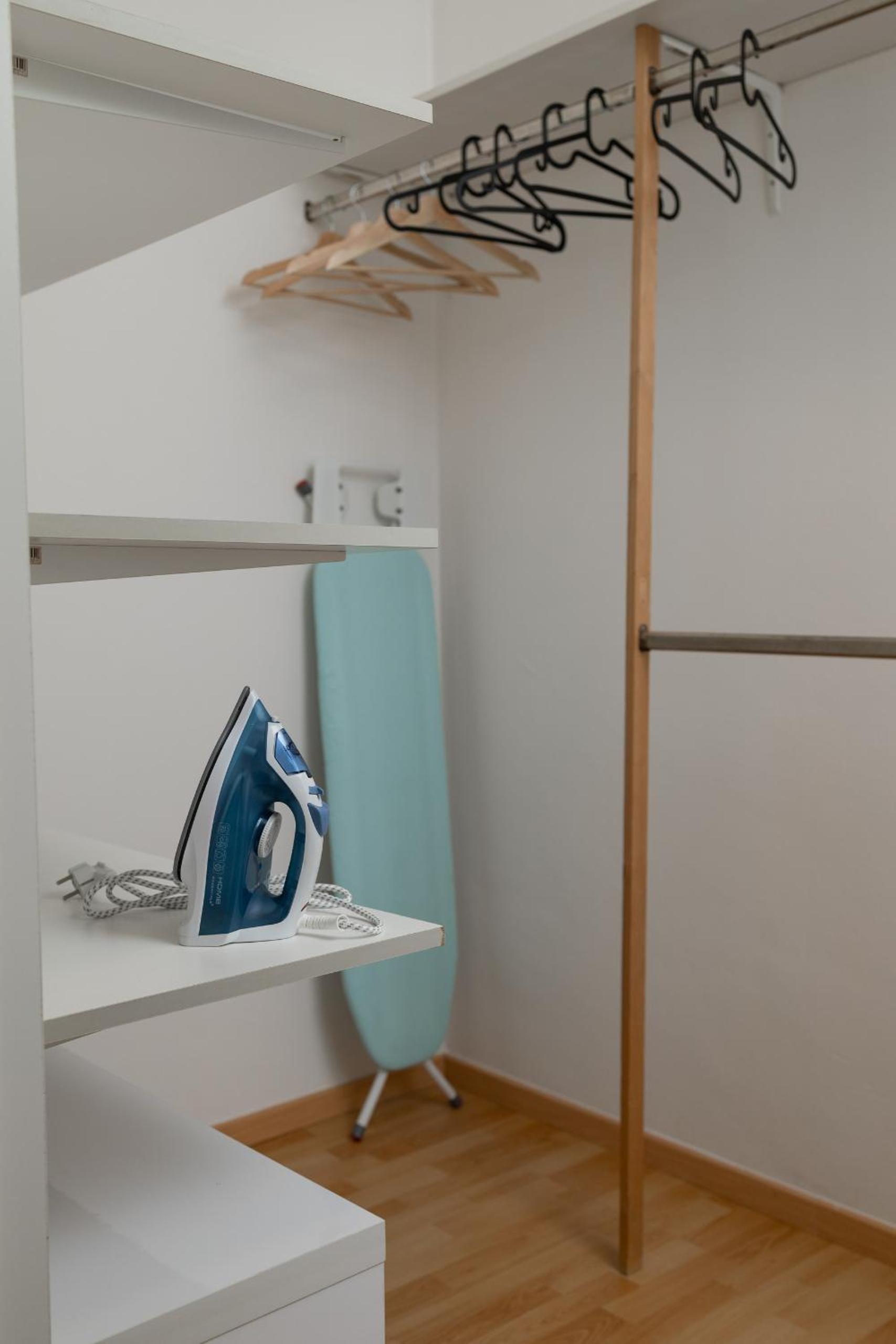 One-Bedroom Apartment - Photo 25