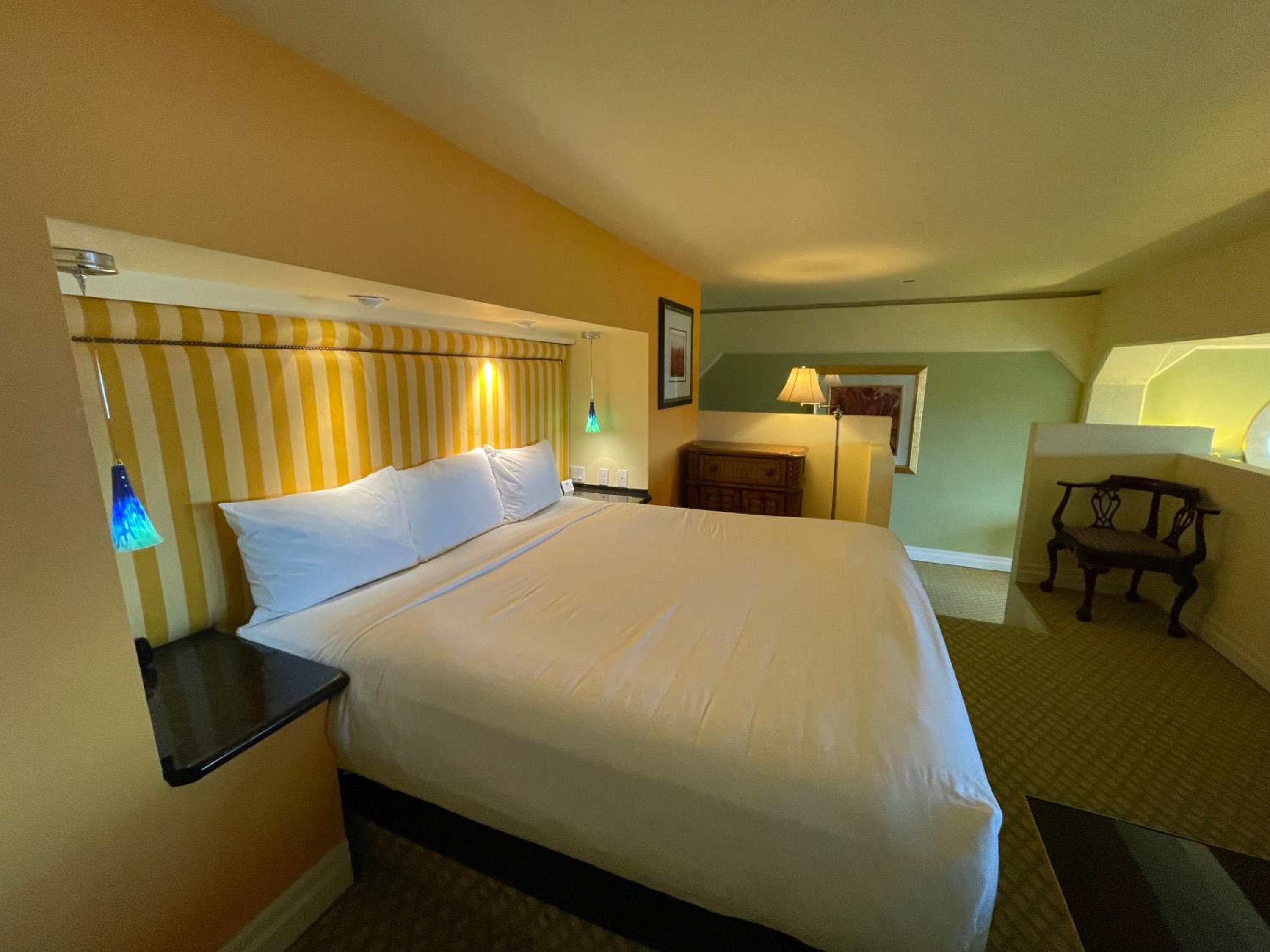 King Room