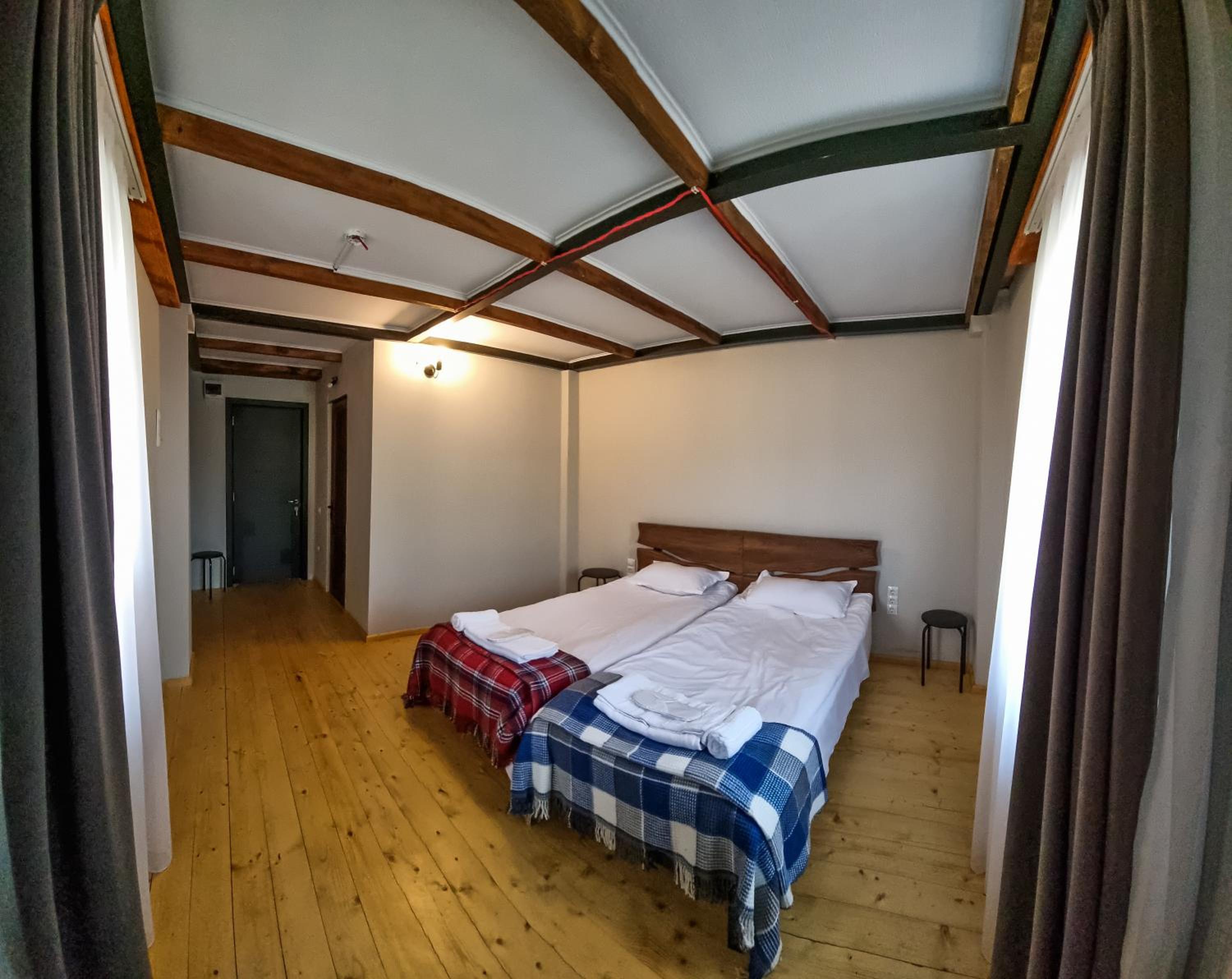 Twin Room with Shower photo 1