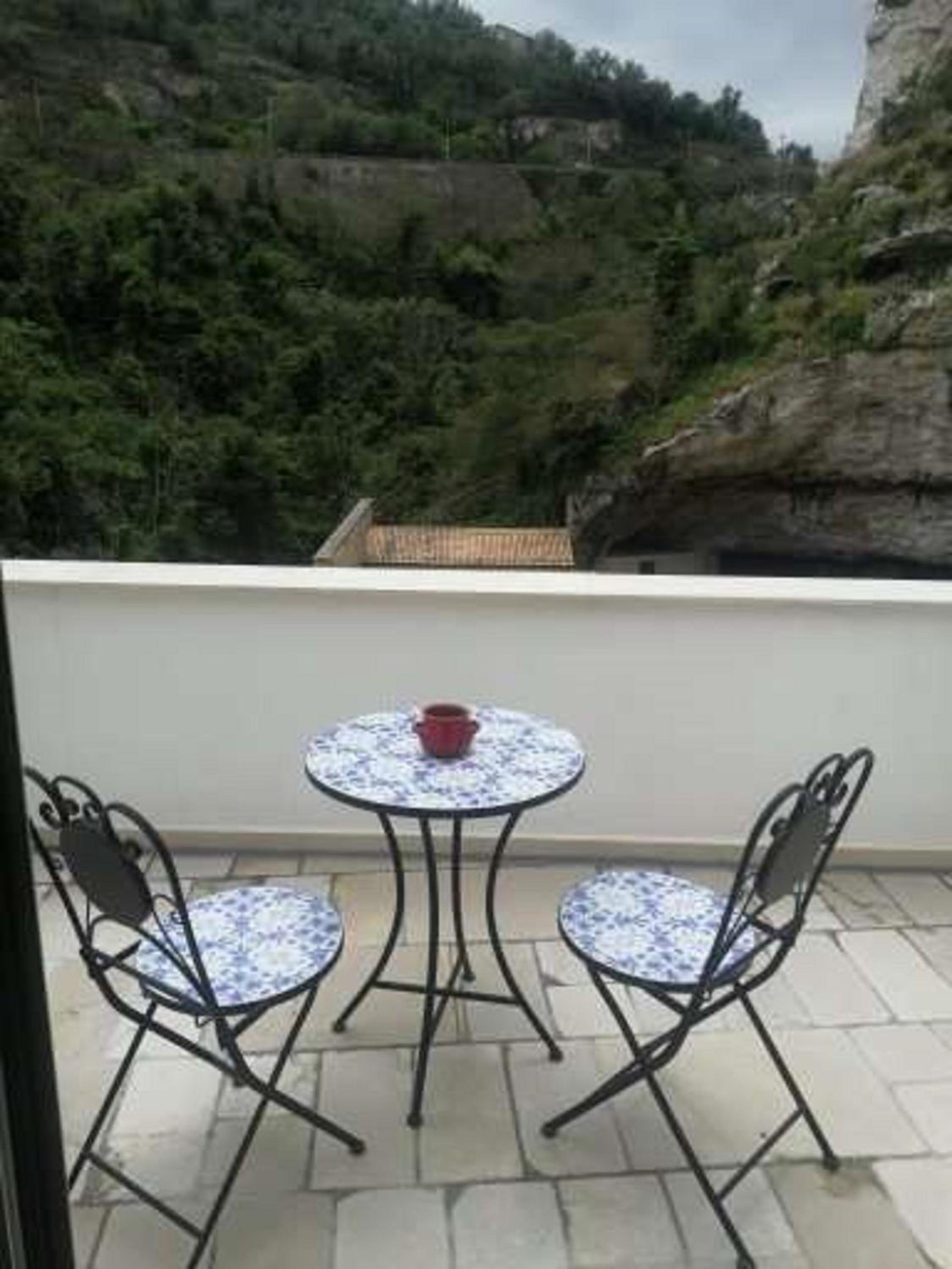 Double Room with Terrace - Photo 8