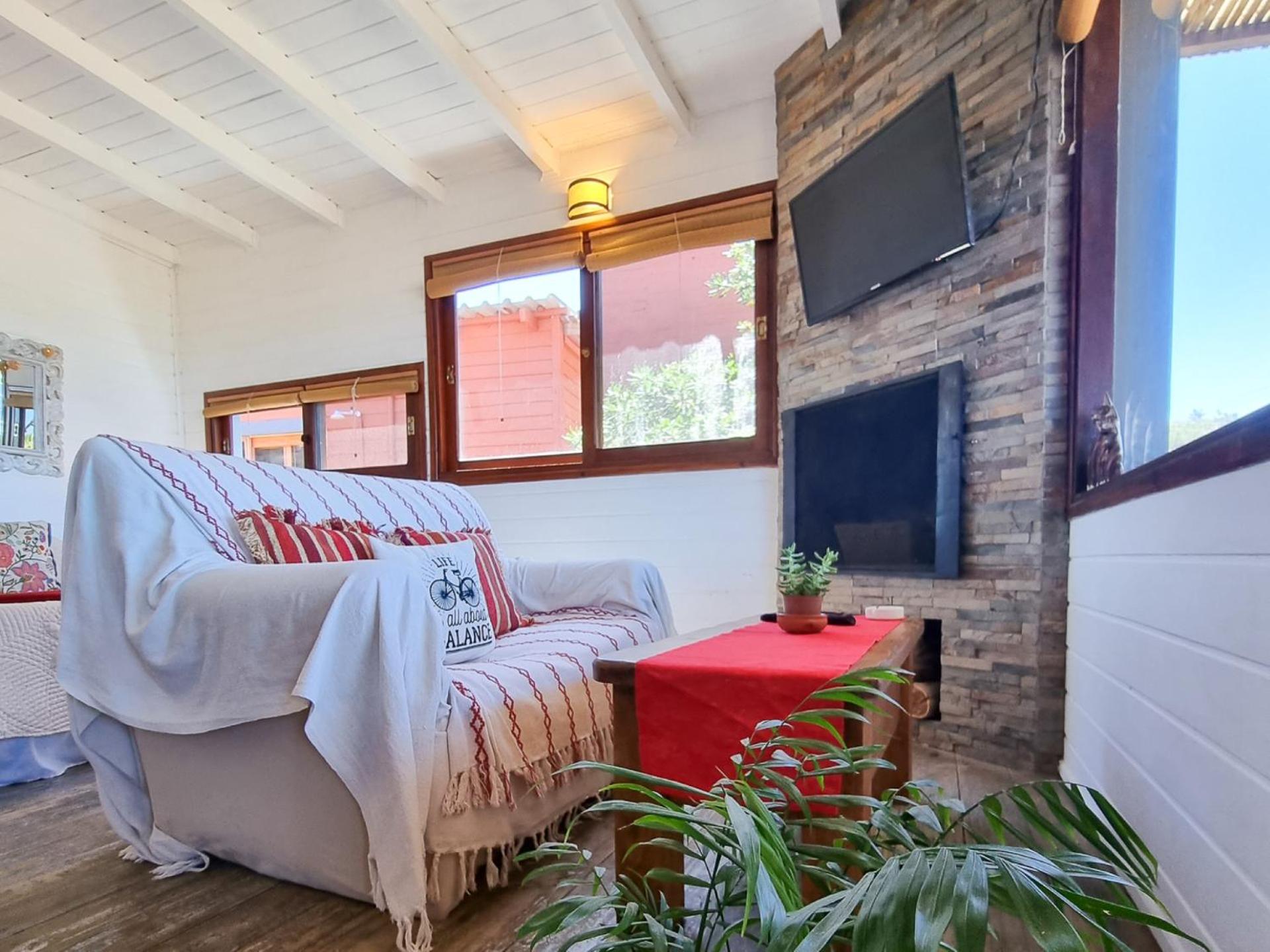 One-Bedroom House photo 3