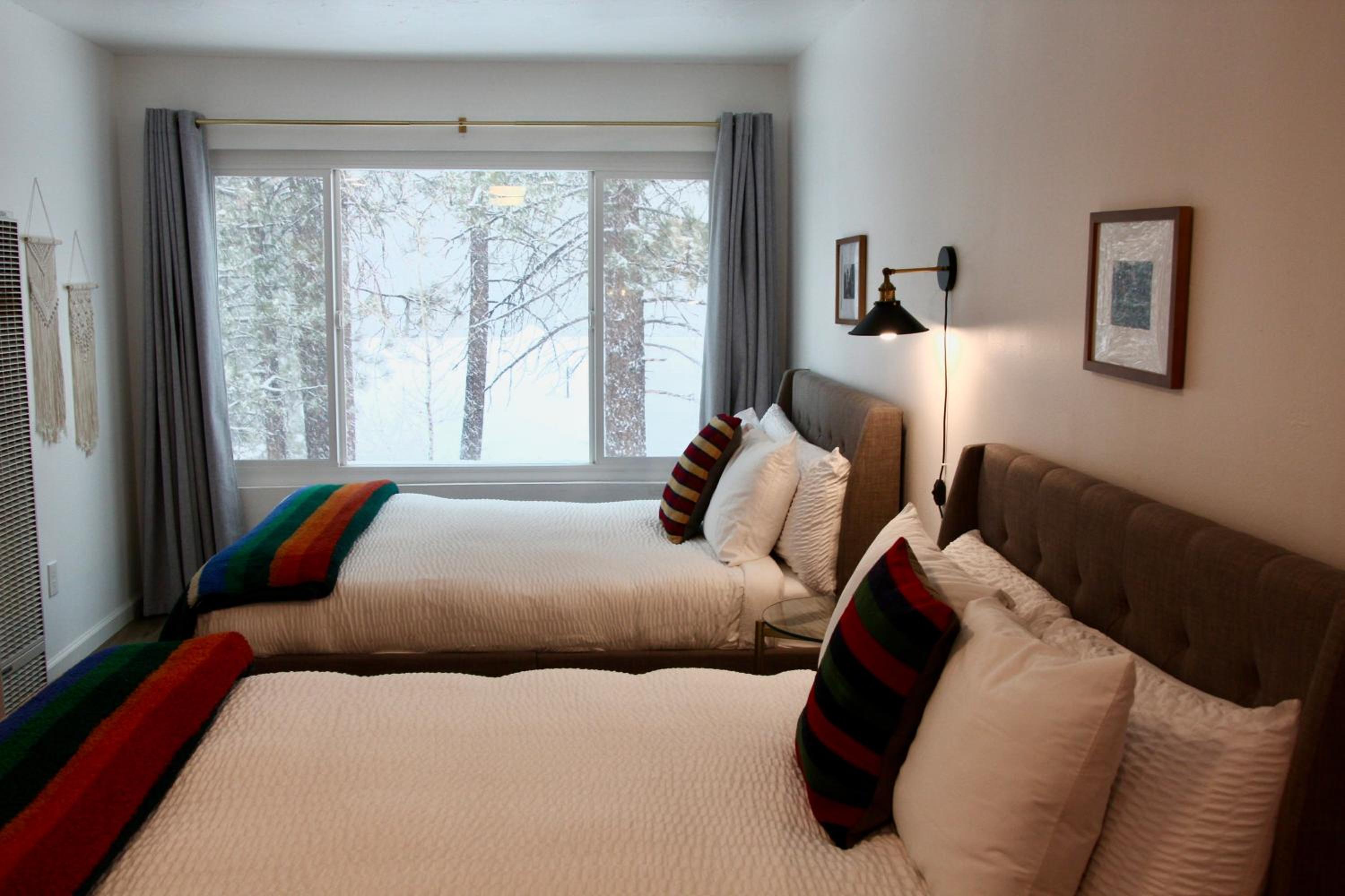 Deluxe Junior Suite - Photo 10