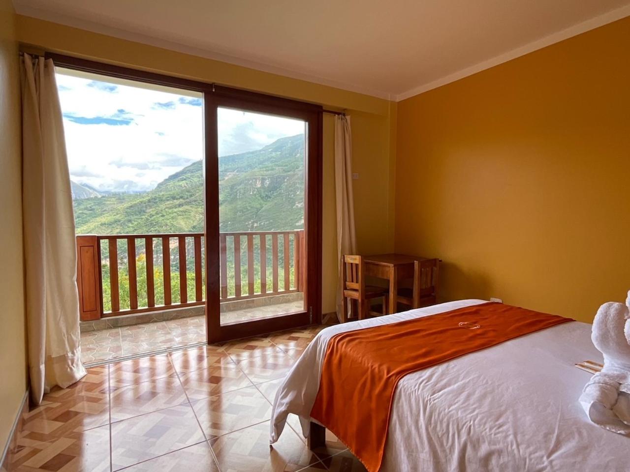 Single Room with Balcony photo 2