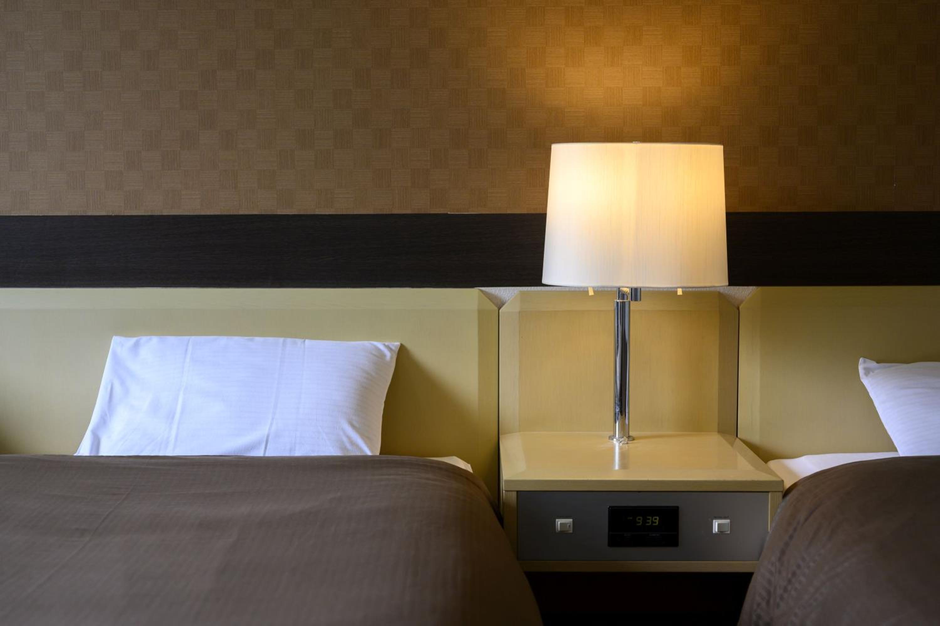 Standard Twin Room - Non-Smoking photo 3