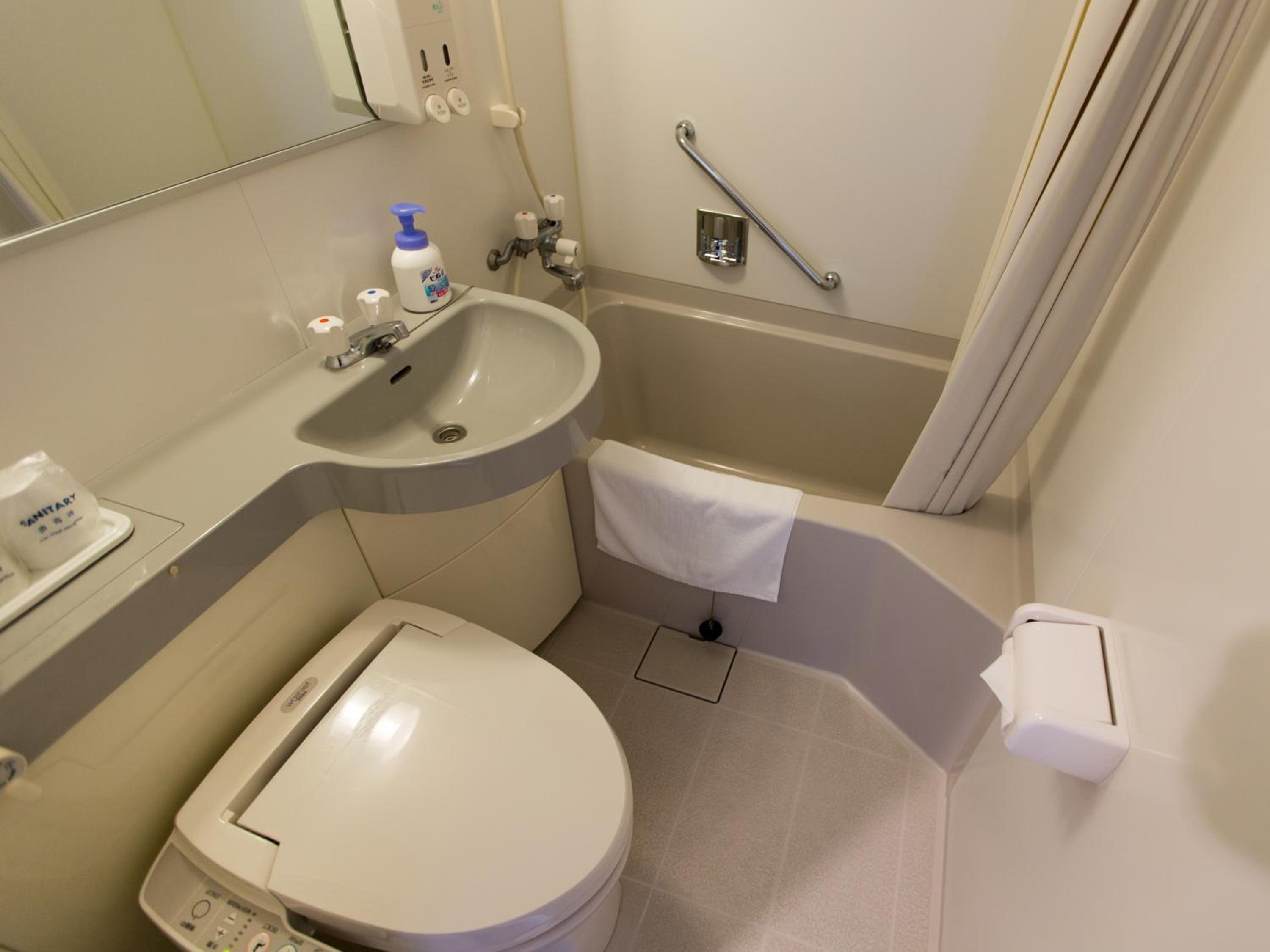 Standard Twin Room - Smoking photo 3