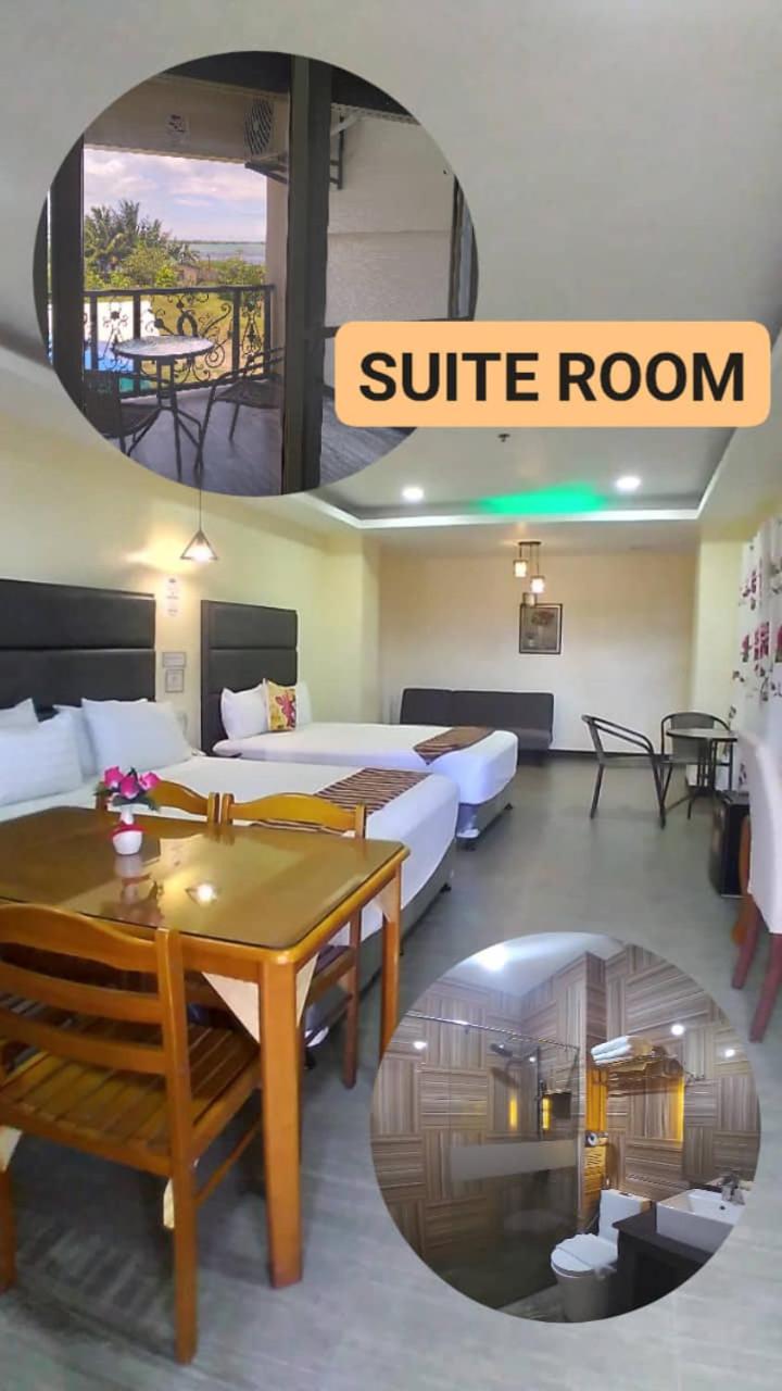 Suite with Balcony photo 3