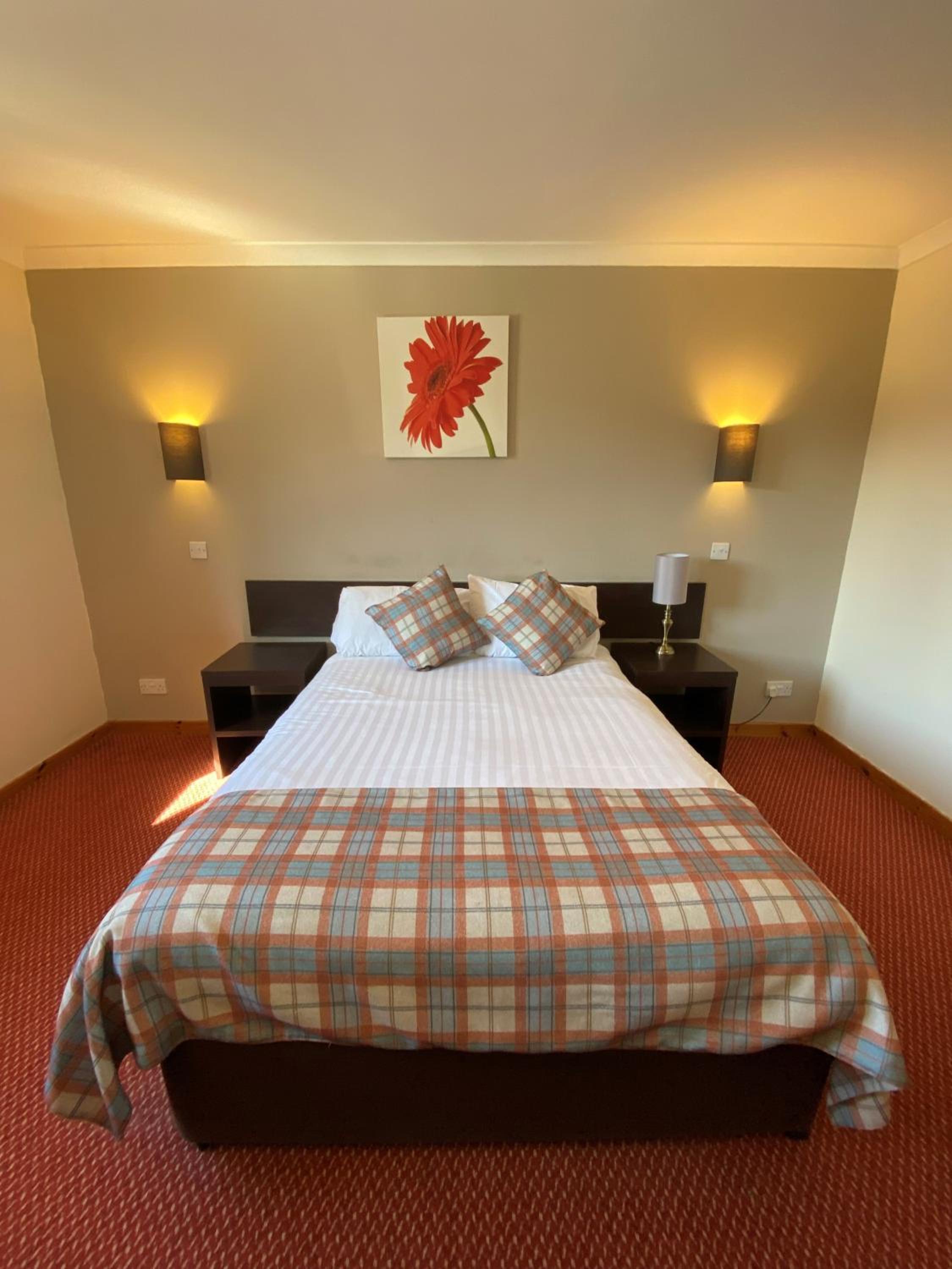 Double Room - Photo 3