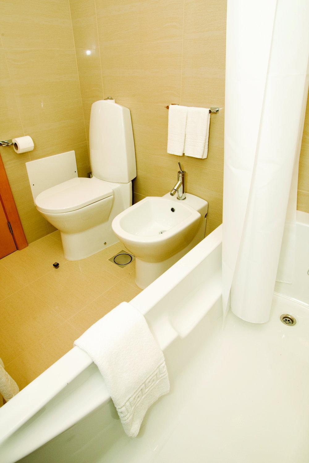 Double or Twin Room - Photo 7