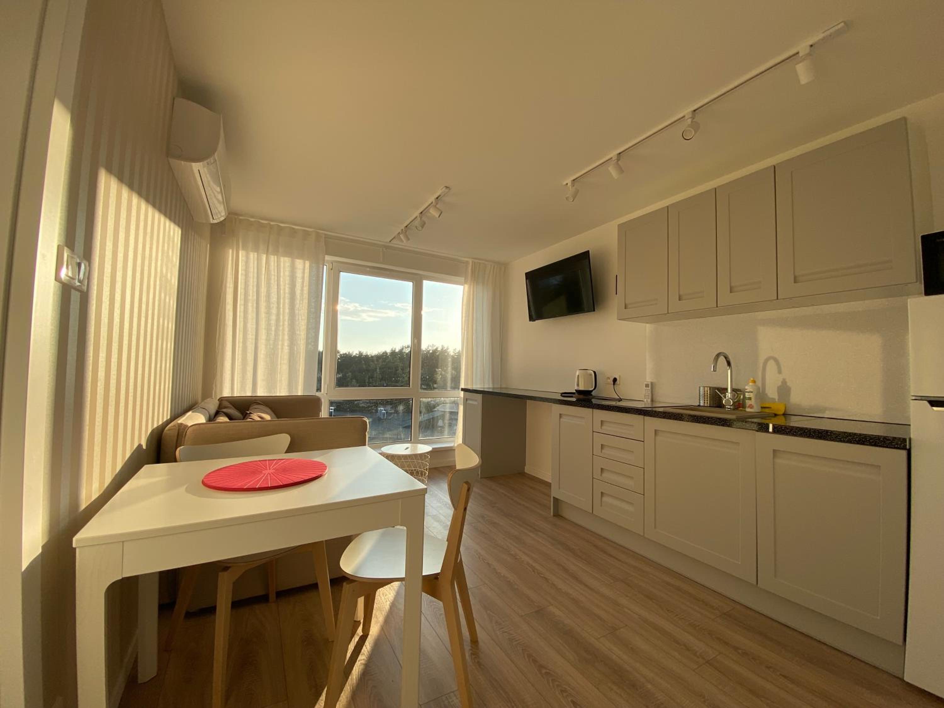 Apartment with Balcony photo 3