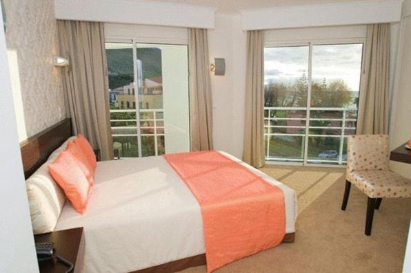 Double or Twin Room - Photo 4