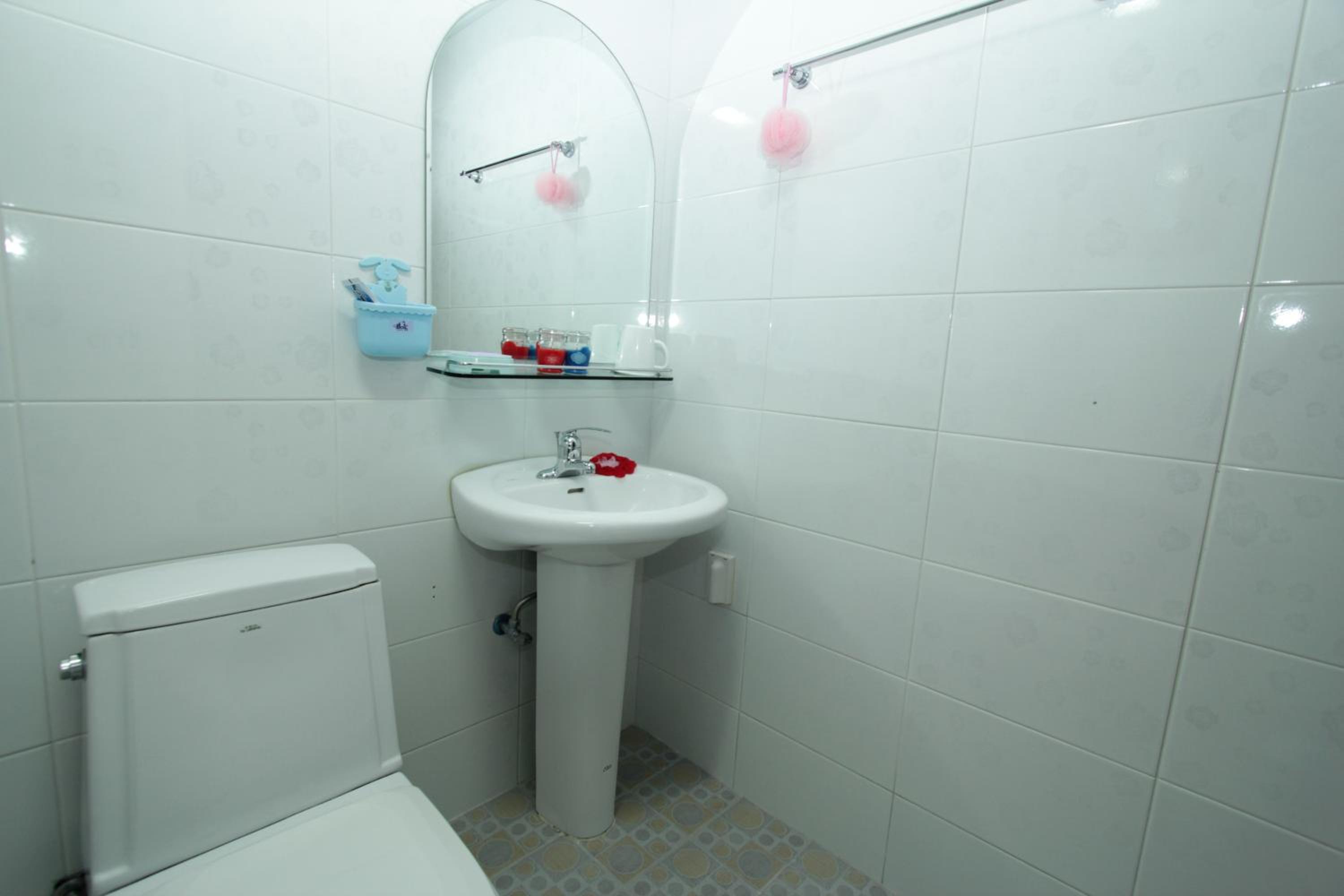 Double Room with Park View - Photo 7