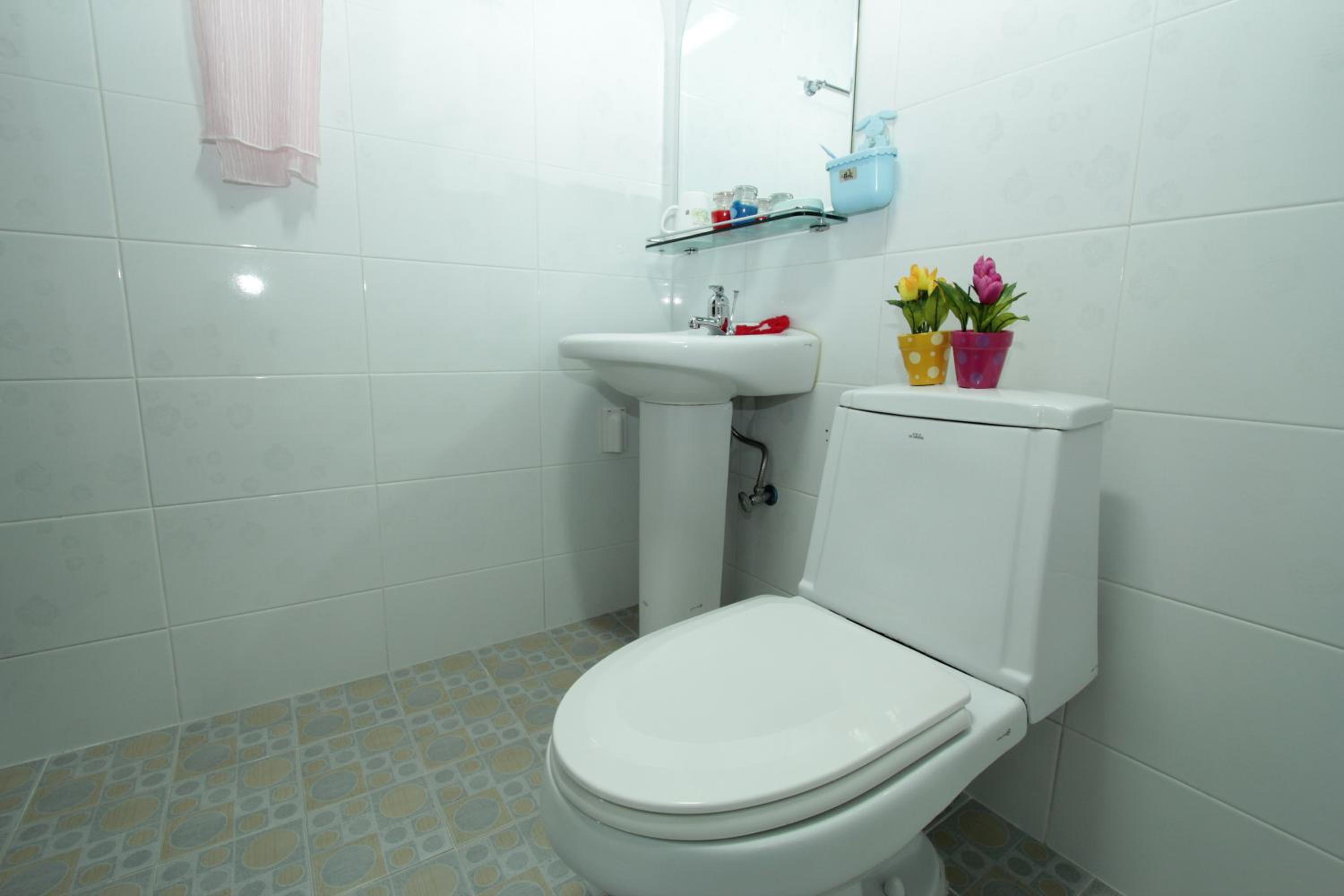 Double Room with Park View - Photo 18