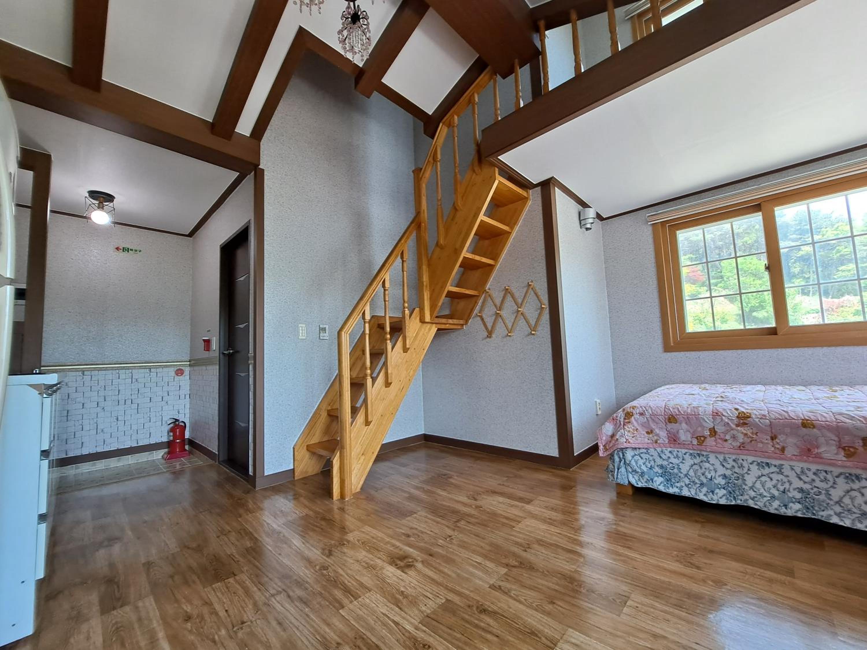Duplex Studio - Photo 4