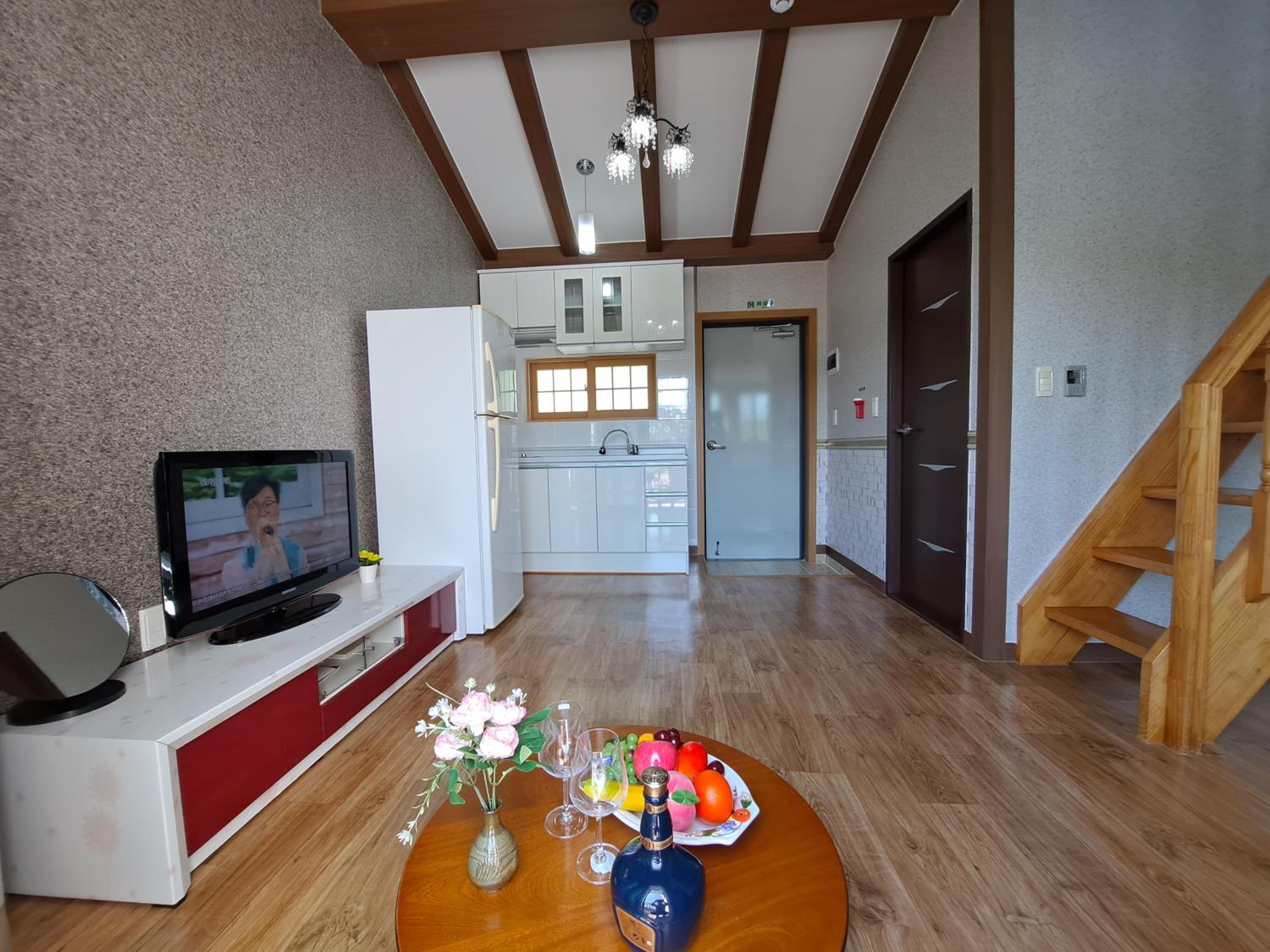 Duplex Studio - Photo 9