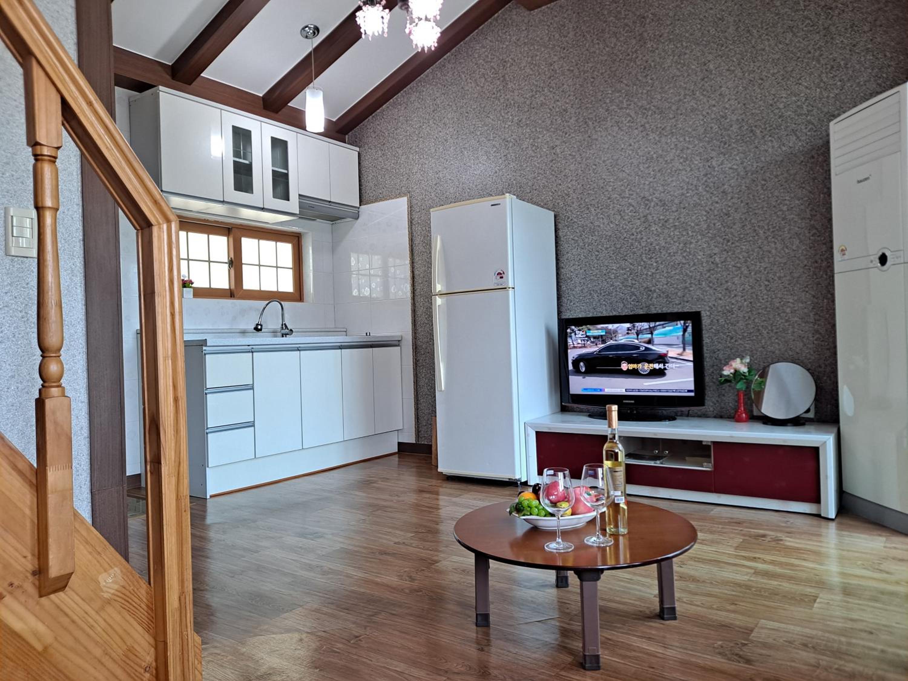 Duplex Studio - Photo 18