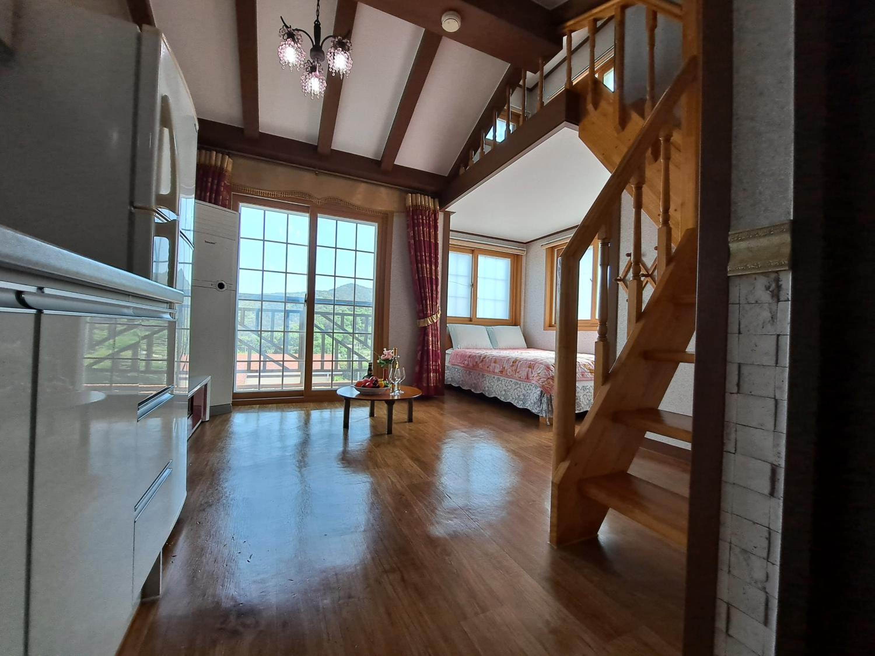 Duplex Studio - Photo 24