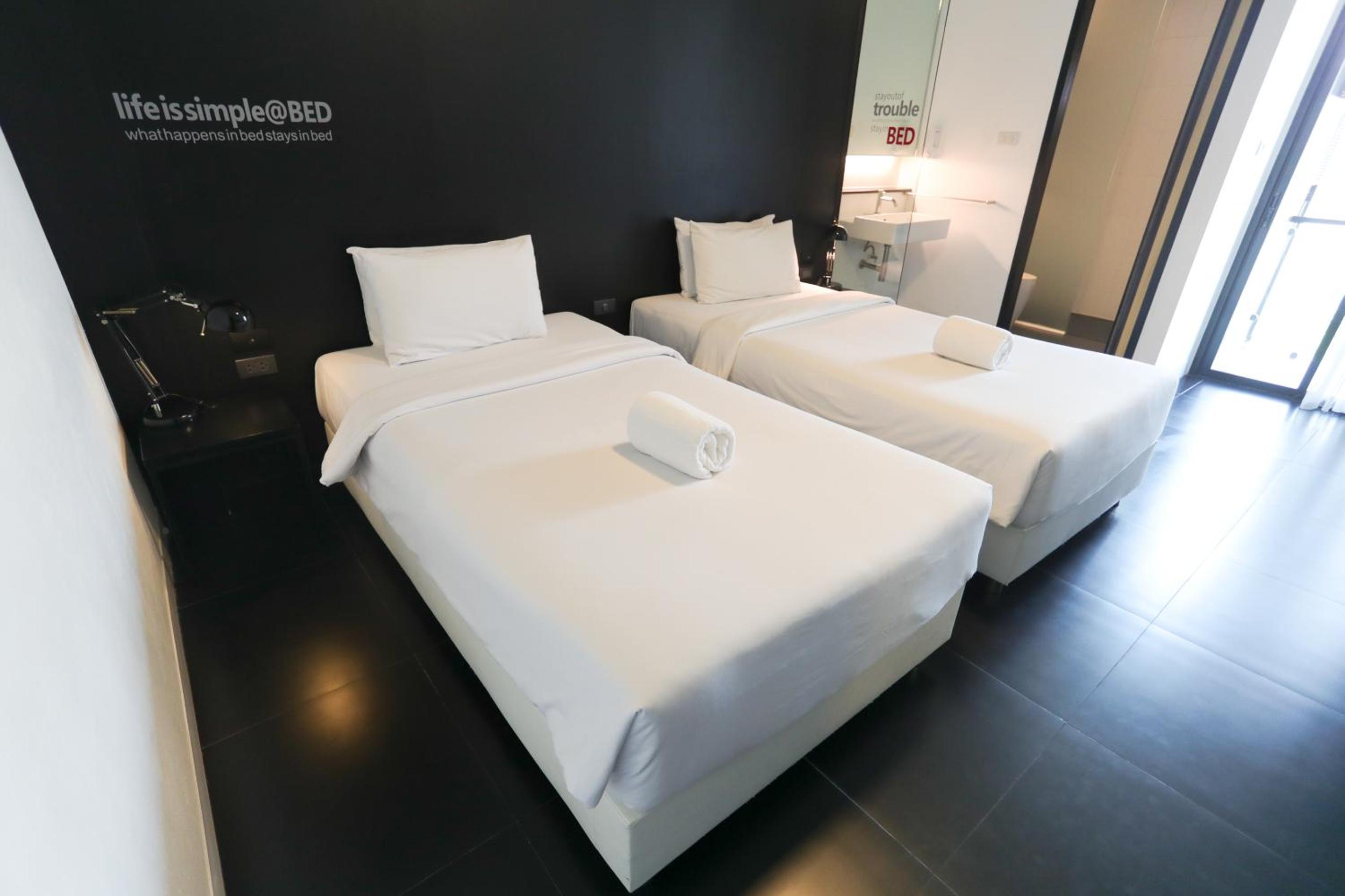 Standard Twin Room - Photo 2