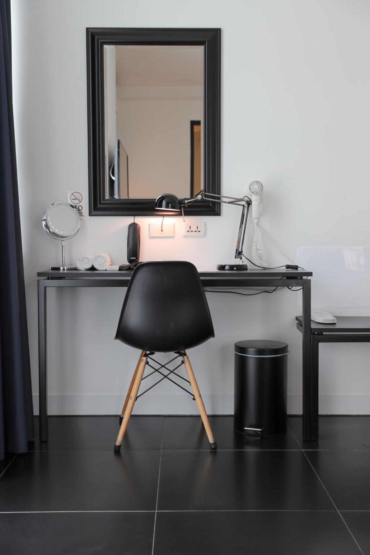 Standard Double Room - Photo 7