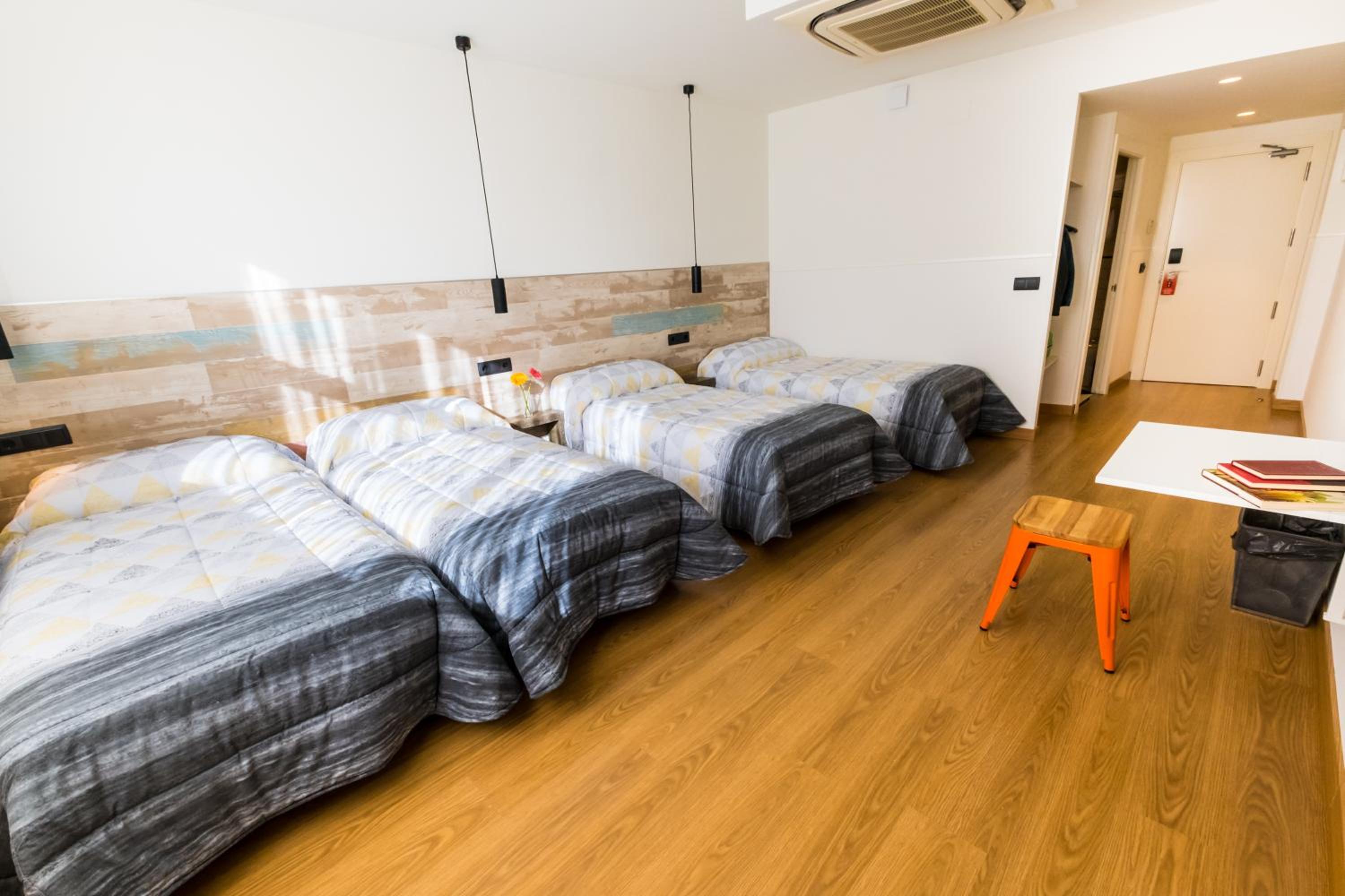 Habitación familiar con baño privado