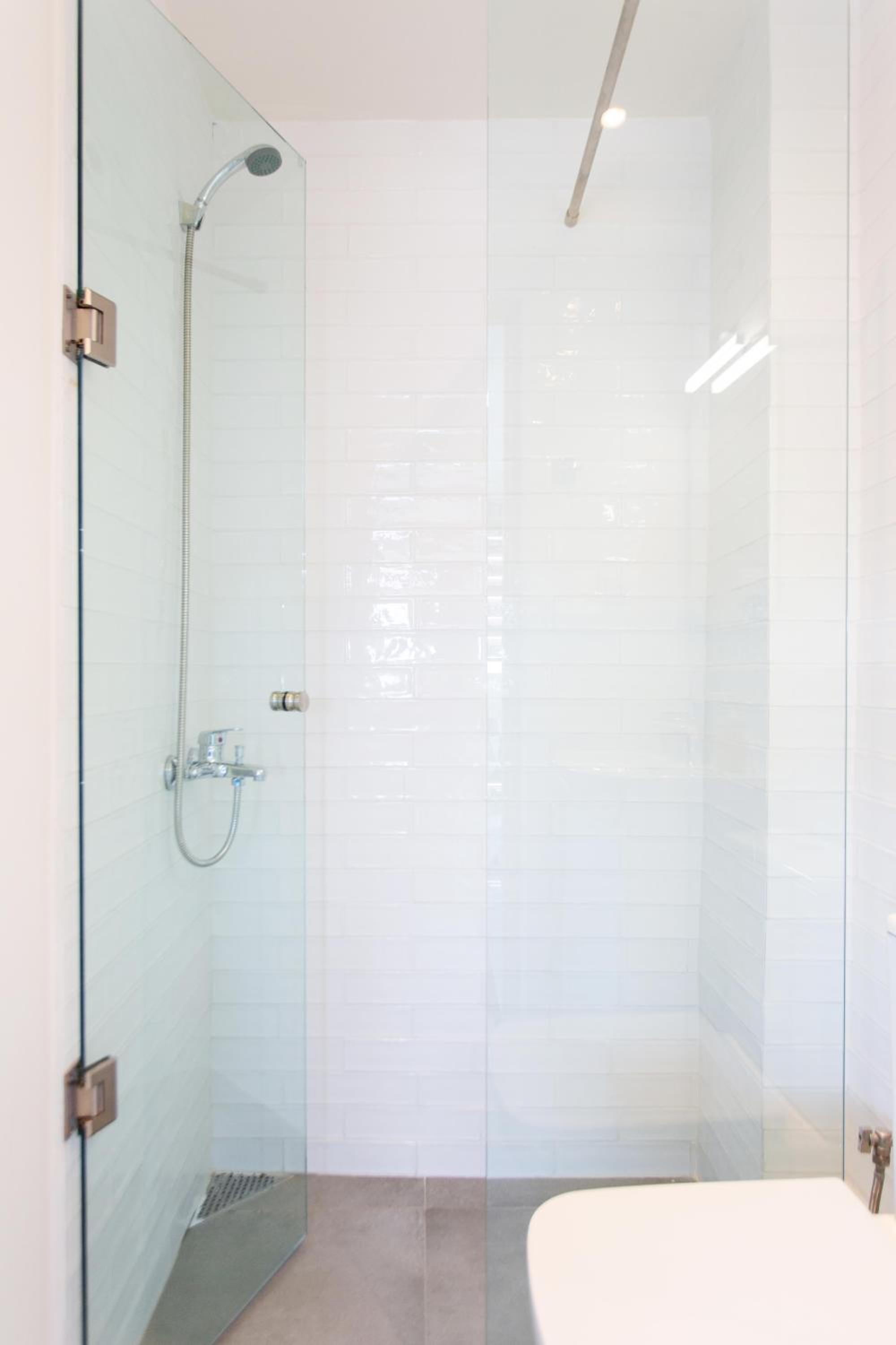 One-Bedroom Apartment - Photo 9