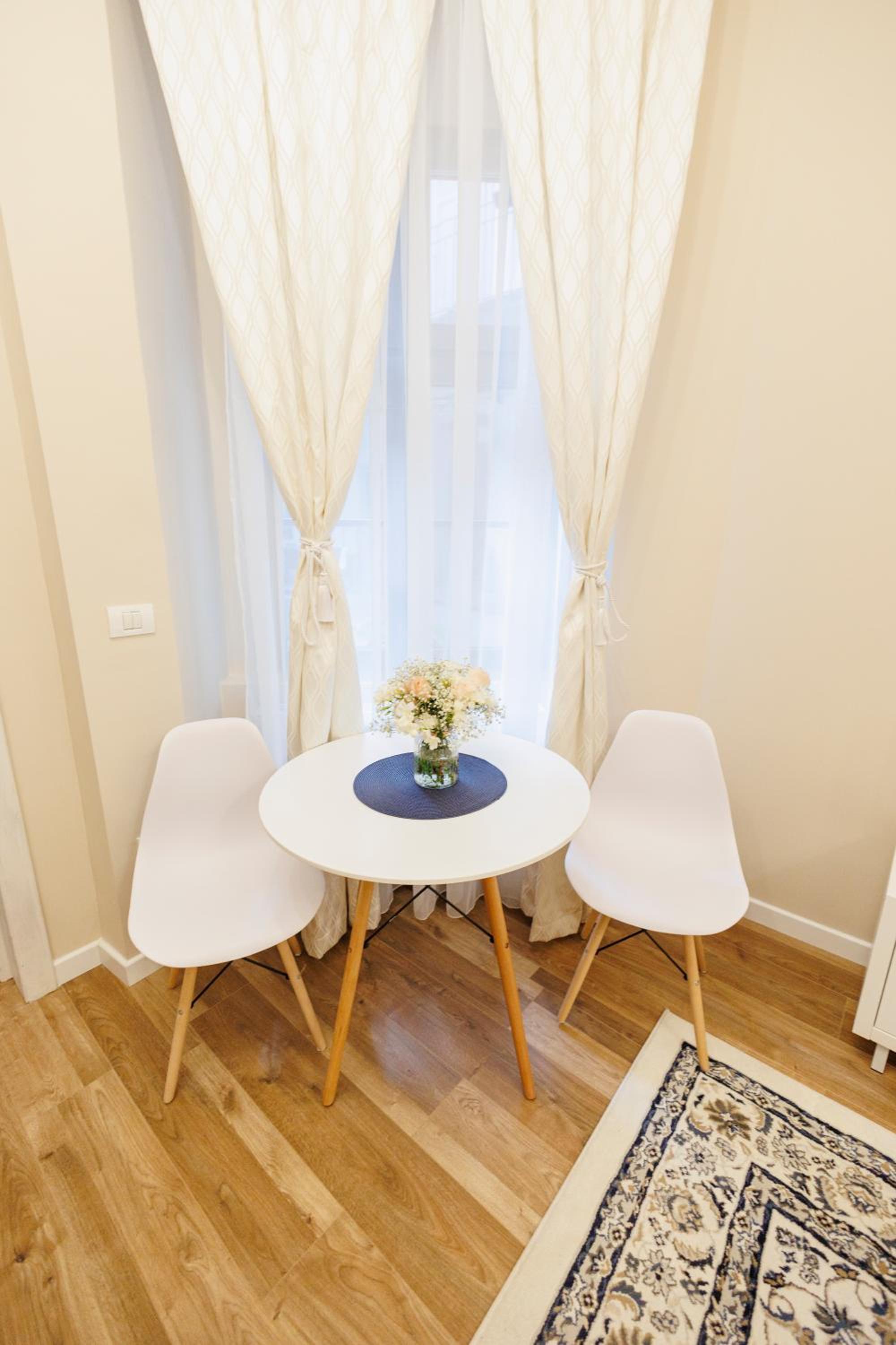 One-Bedroom Apartment - Photo 16