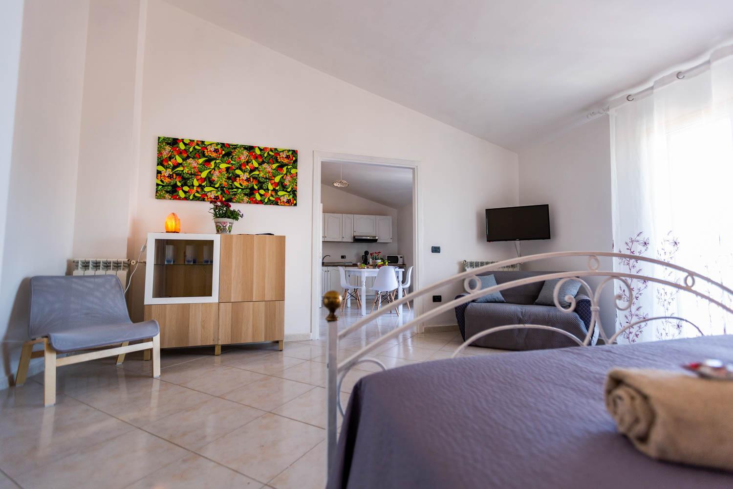 One-Bedroom Apartment - Photo 10