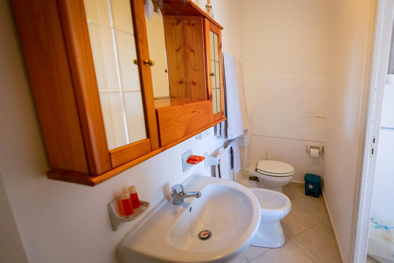 One-Bedroom Apartment - Photo 26