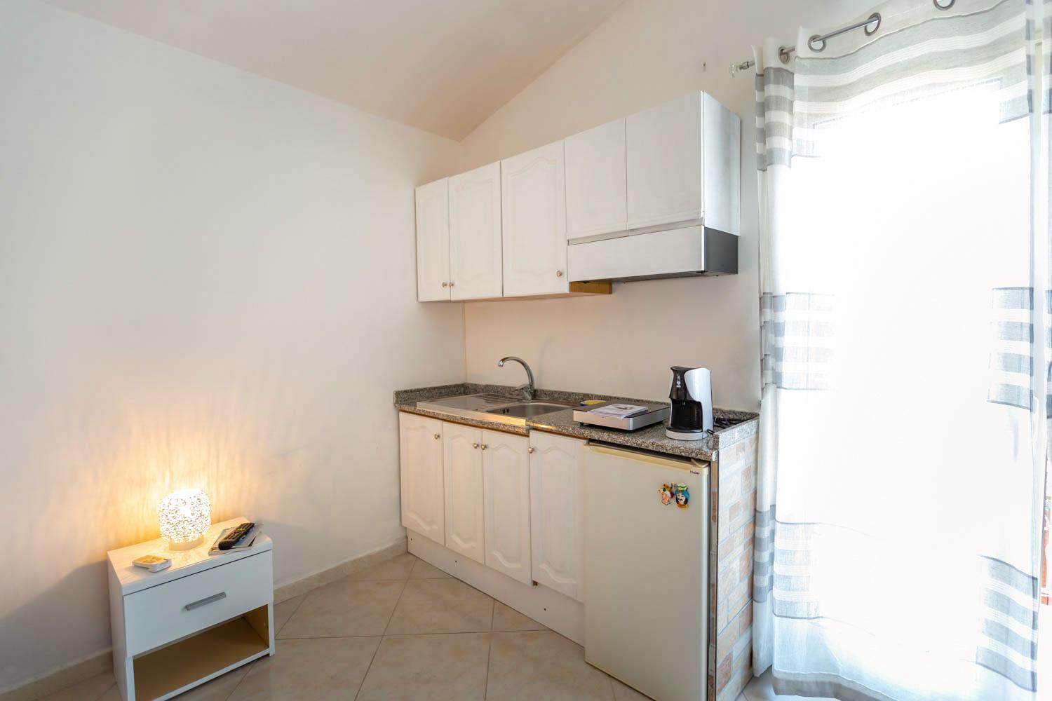 Two-Bedroom Apartment with Balcony - Photo 6