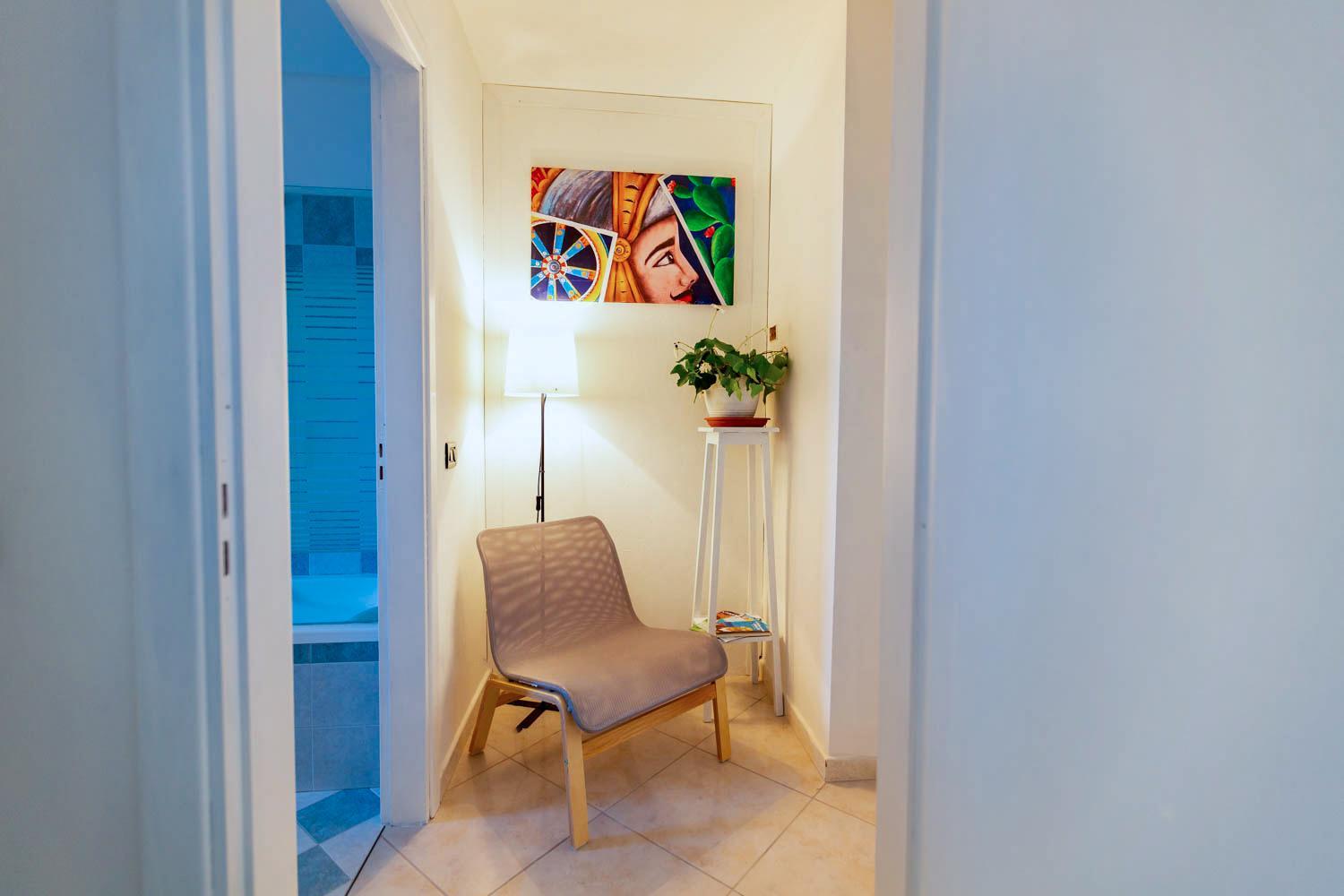 One-Bedroom Apartment - Photo 20