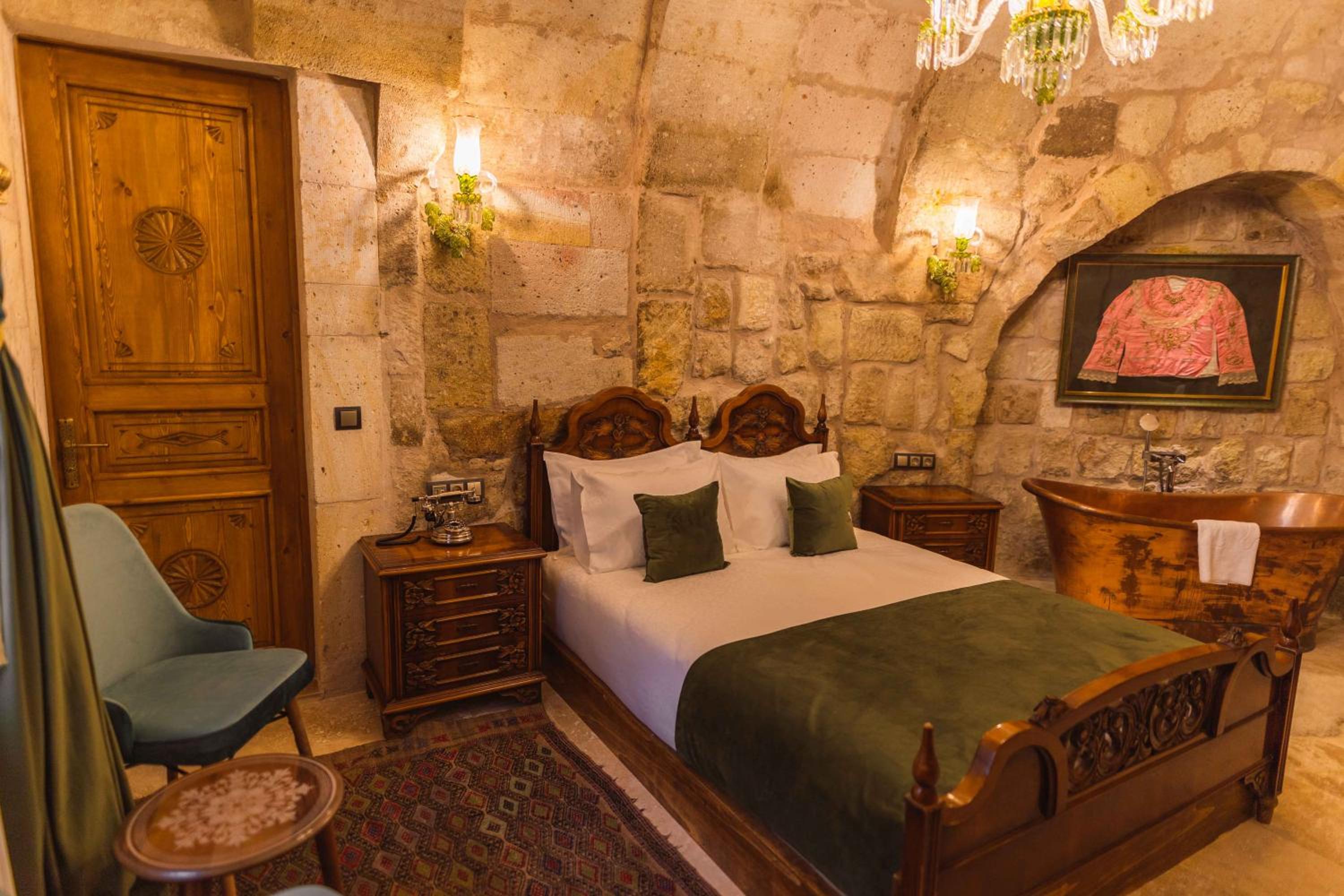Standard Double Room - Photo 3