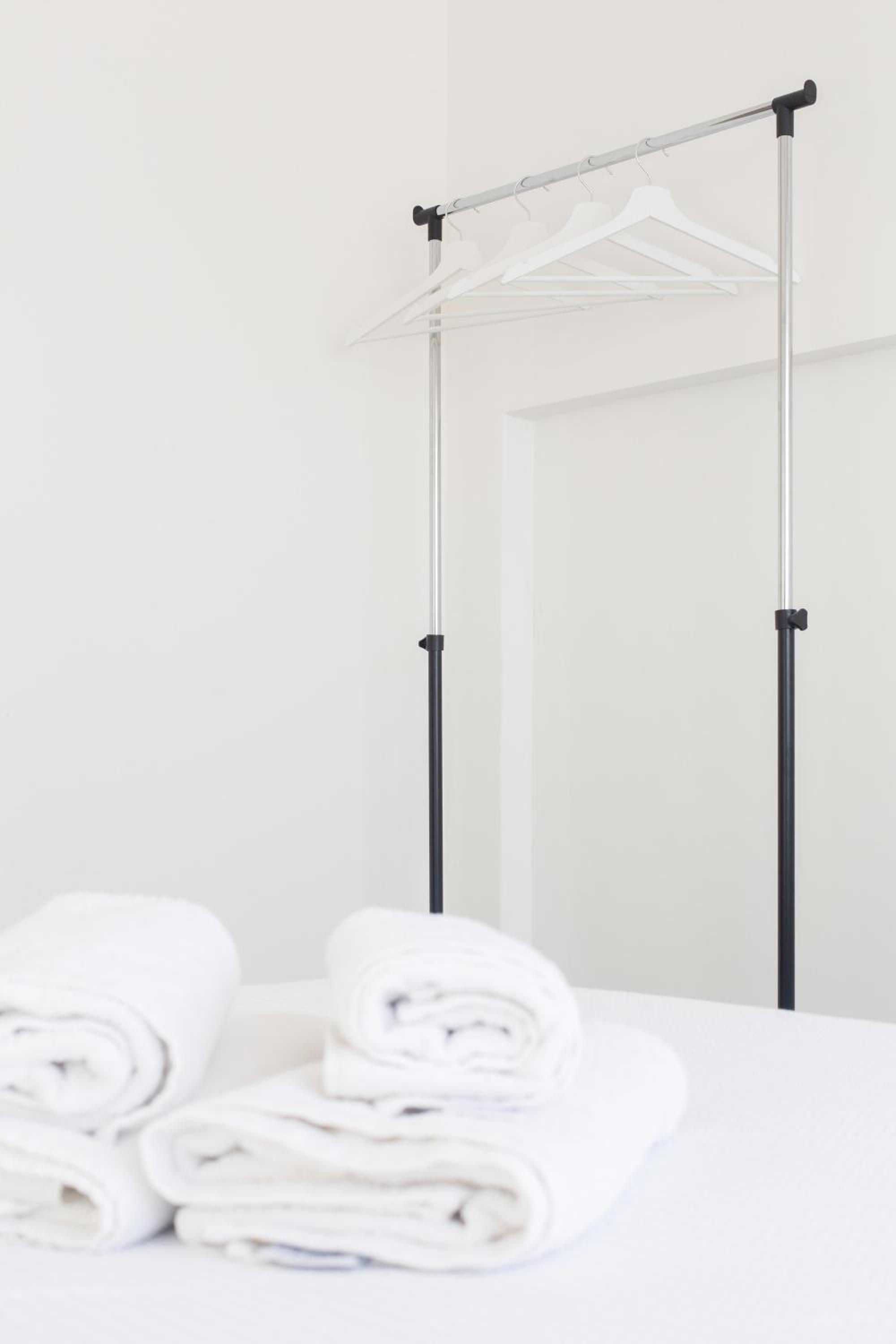 One-Bedroom Apartment - Photo 19