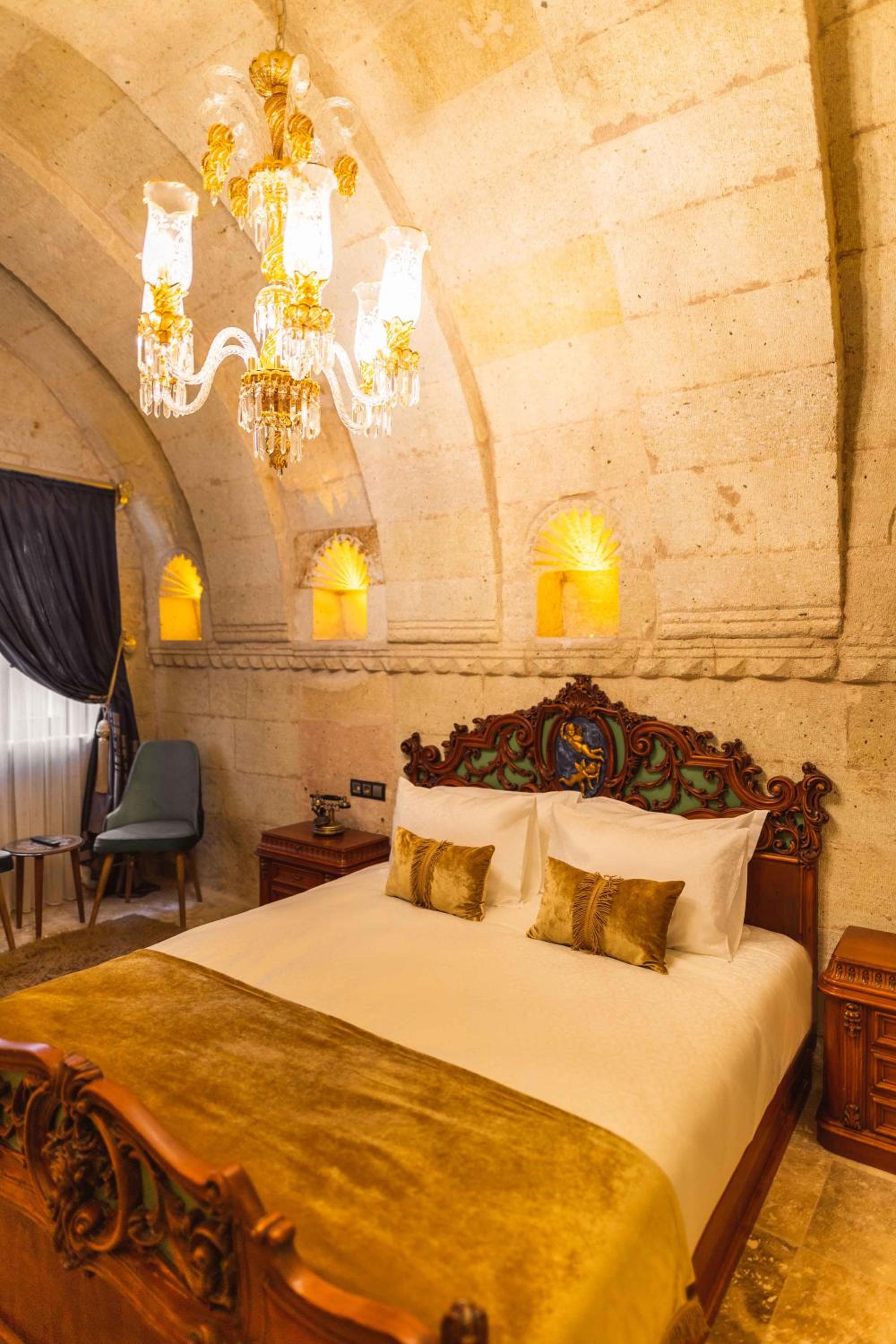 Deluxe King Room - Photo 61