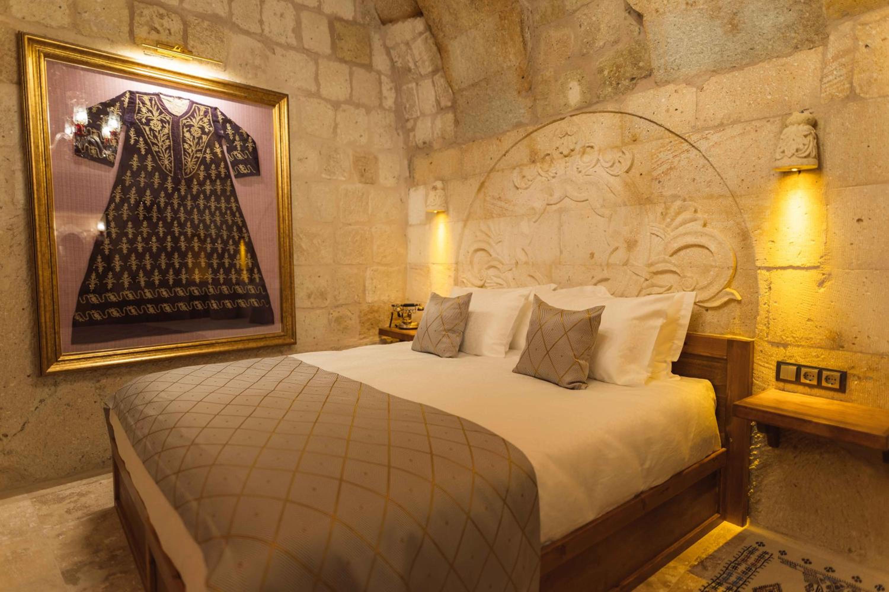 Deluxe King Room - Photo 64