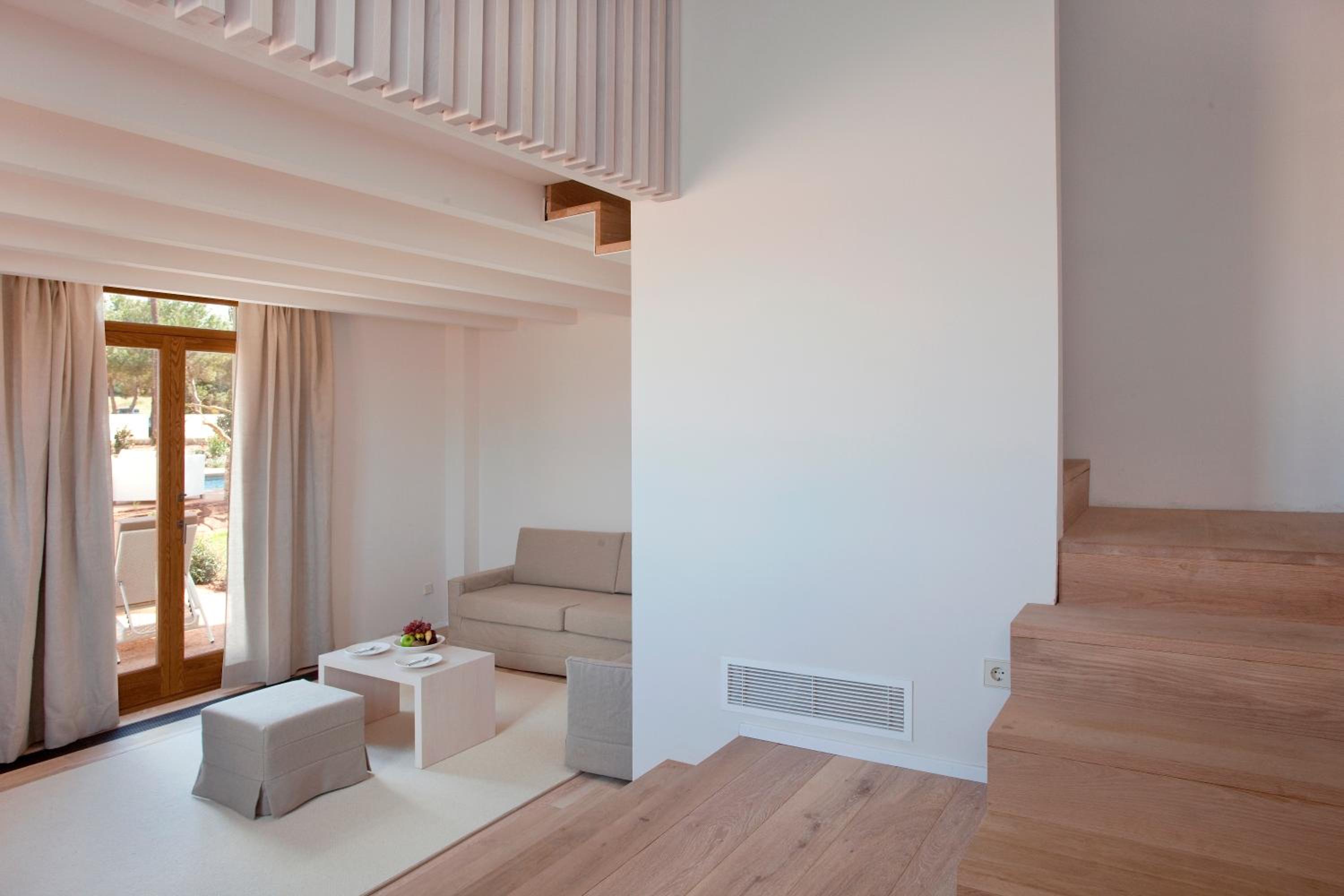 Suite with Terrace photo 2