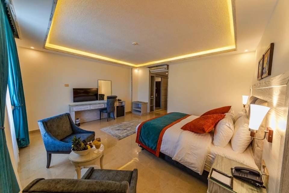 Standard Double Room photo 2