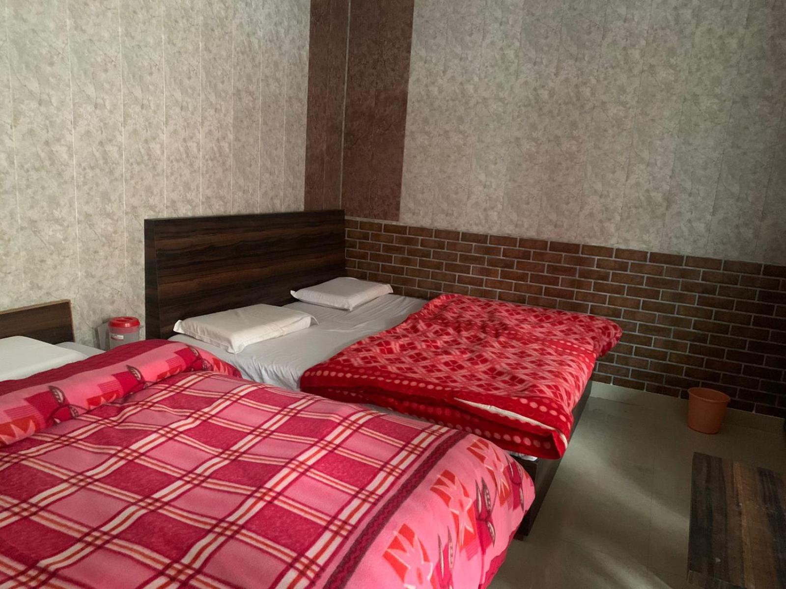 Quadruple Room with Private External Bathroom photo 2