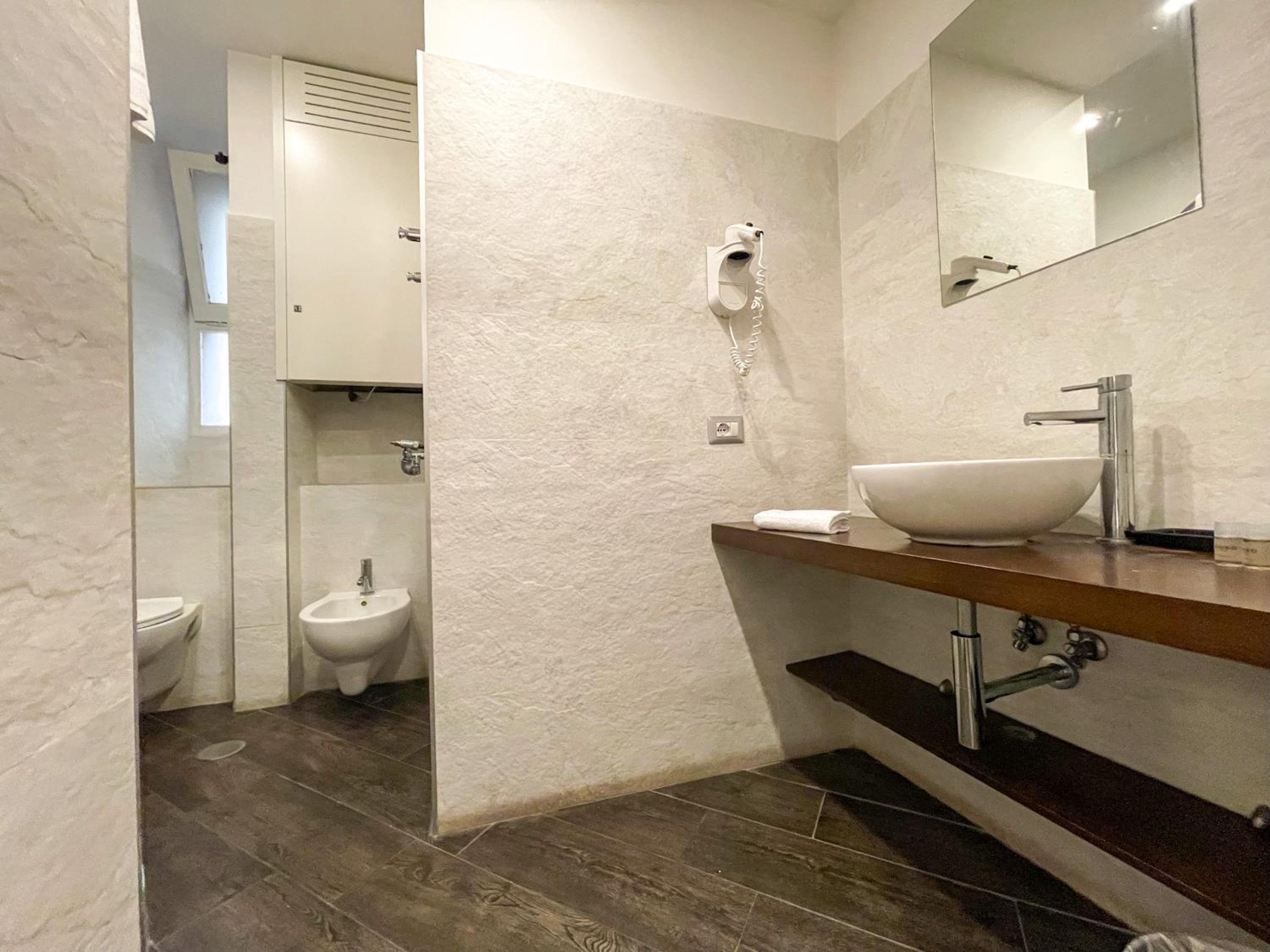 Classic Triple Room photo 3