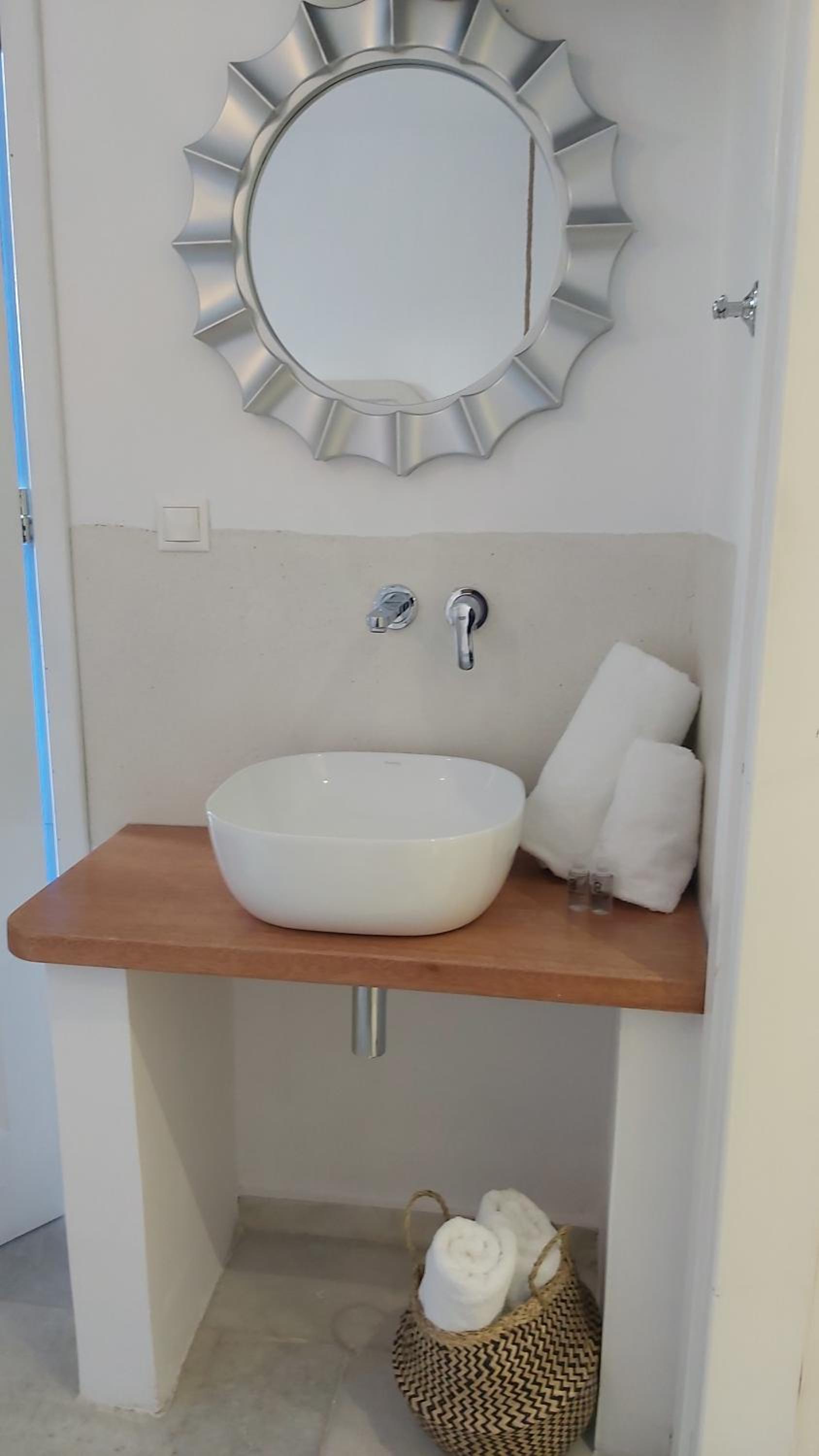 Standard Double or Twin Room with Balcony photo 2