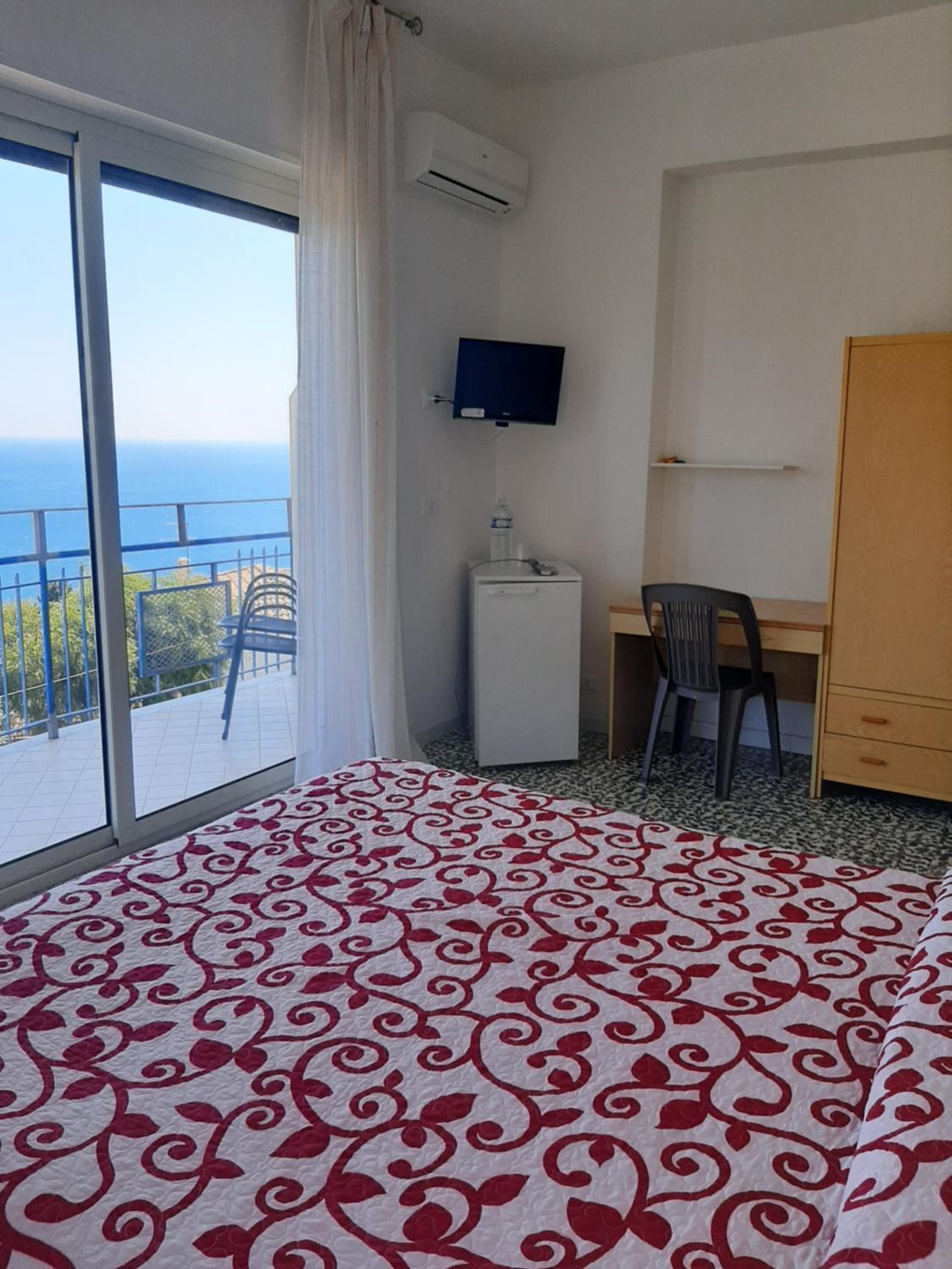 Double Room with Sea View photo 1