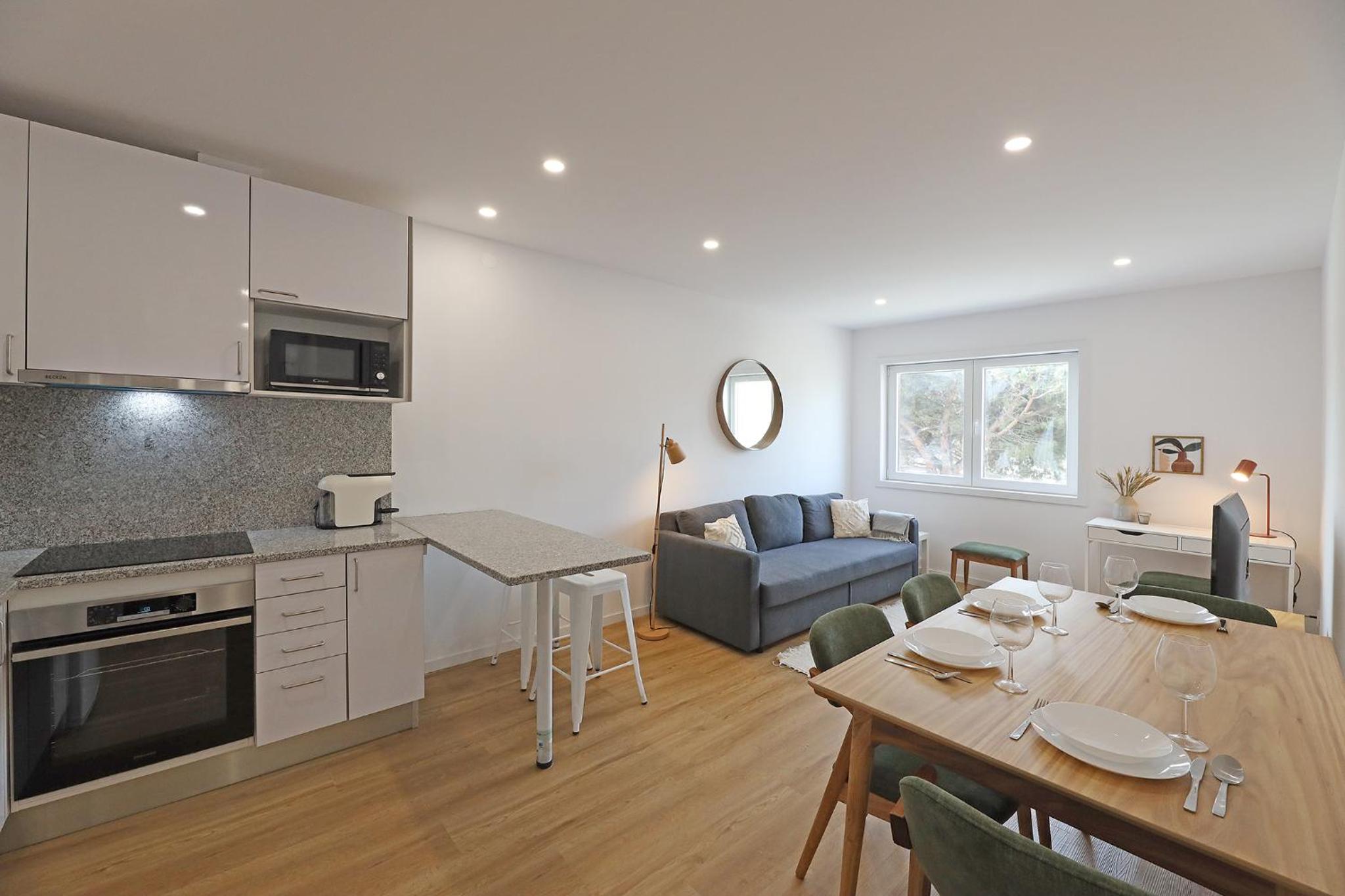 Two-Bedroom Apartment - Photo 21